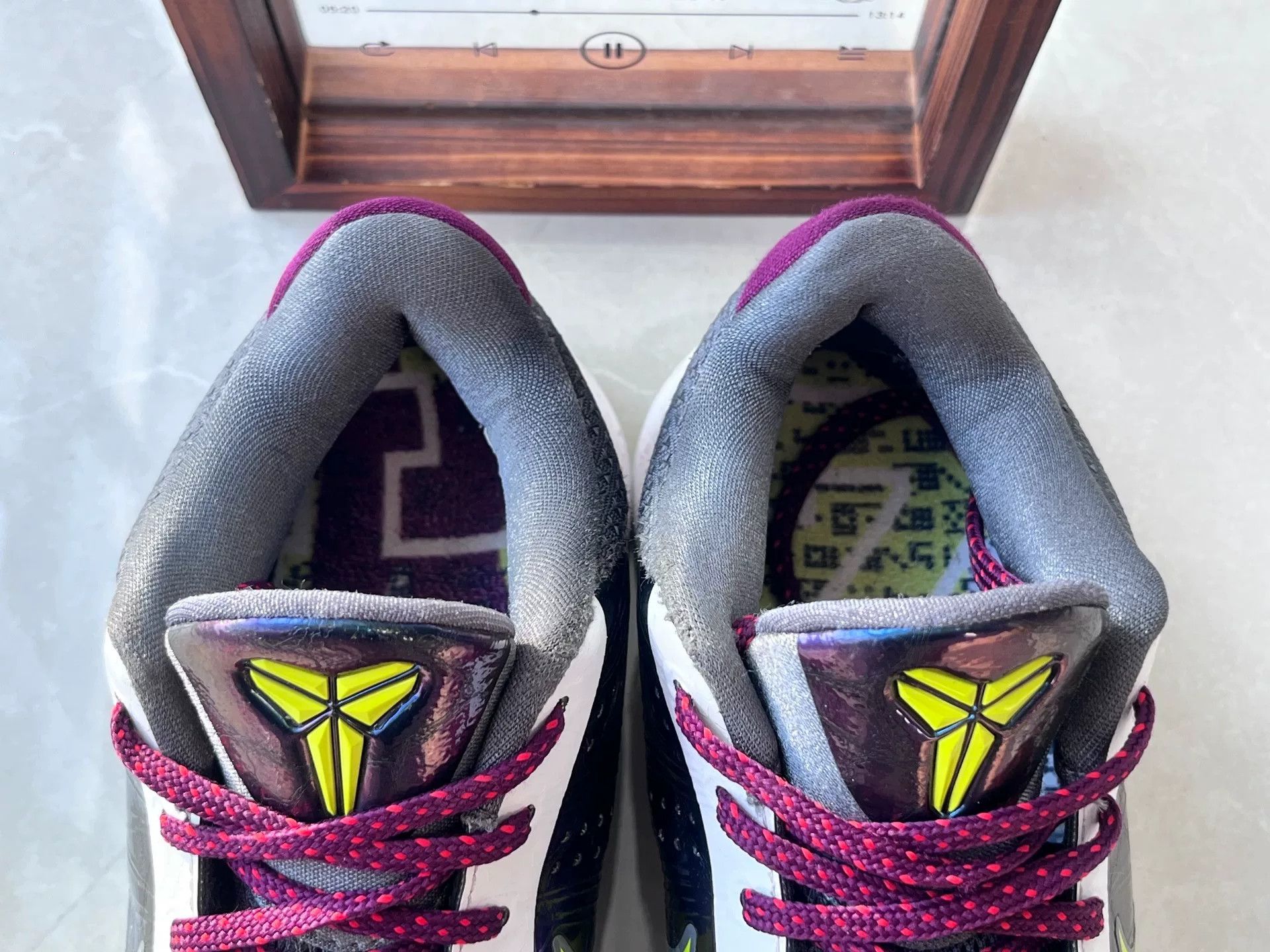 Nike Nike KOBE5 Lowtop Sneakers 9 Men Size US 9 / EU 42 - 9 Thumbnail