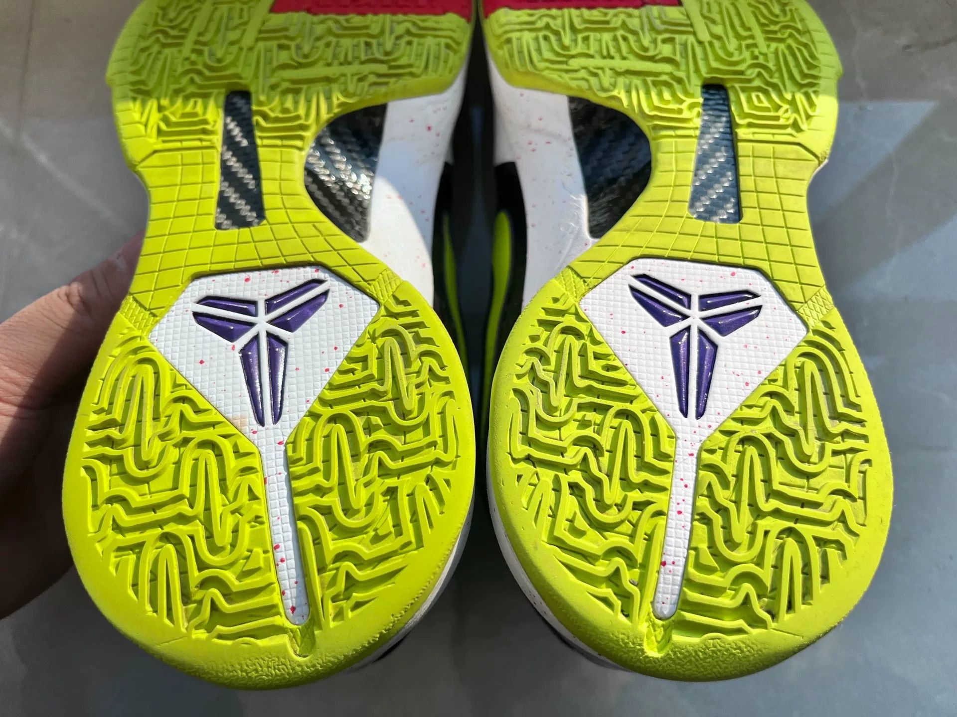 Nike Nike KOBE5 Lowtop Sneakers 9 Men Size US 9 / EU 42 - 8 Thumbnail