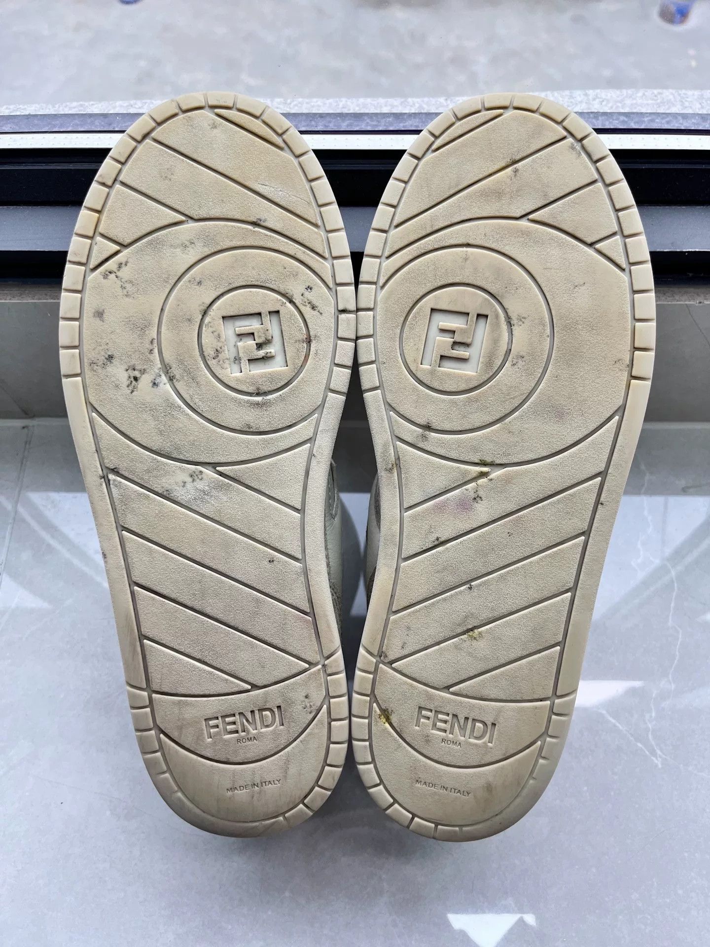 Fendi Fendi Multi Lowtop Sneakers us_6 Women Size US 6 / IT 36 - 6 Thumbnail