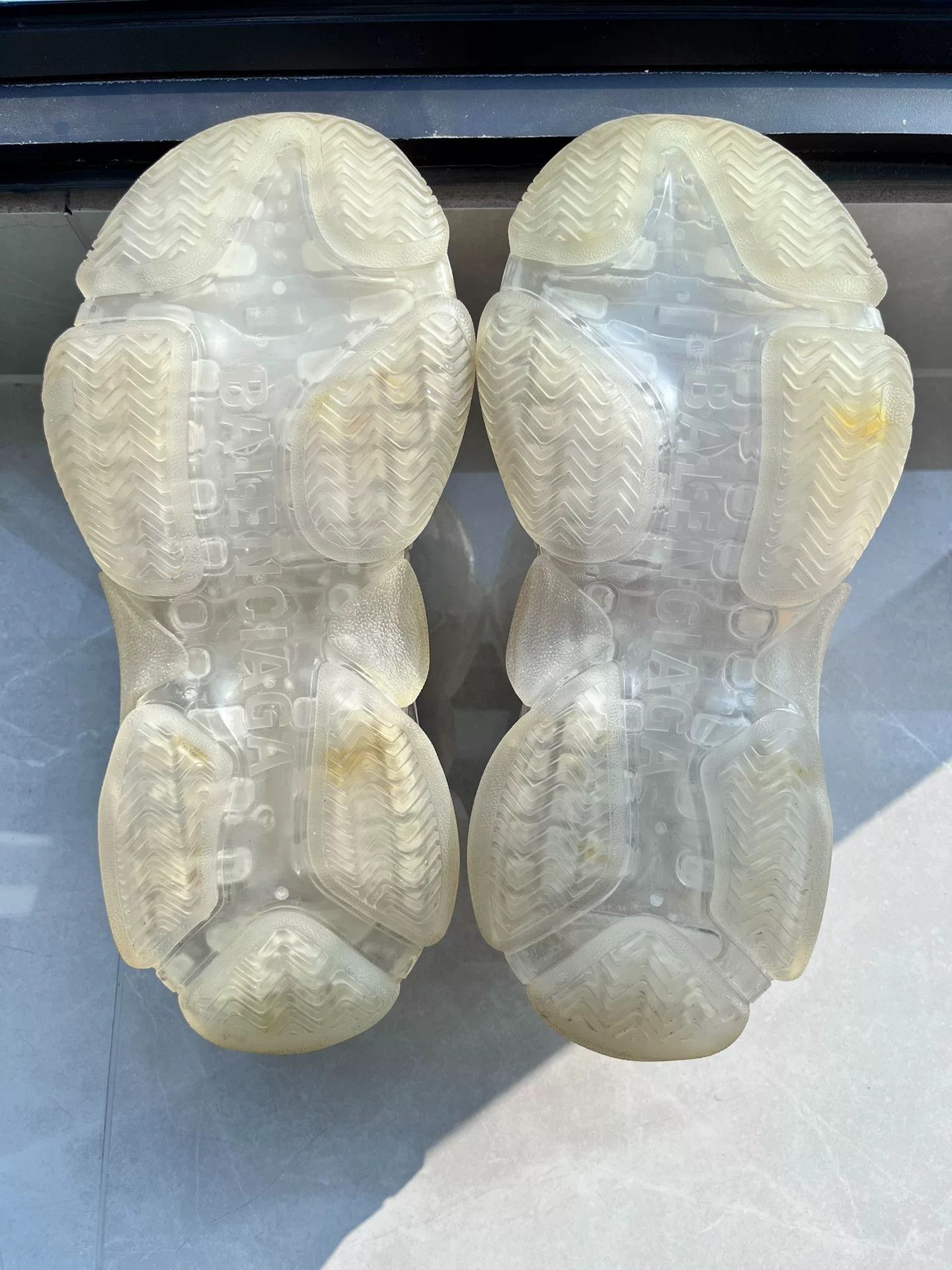 Balenciaga Balenciaga White Lowtop Sneakers it_37 Women Size US 7 / IT 37 - 6 Thumbnail
