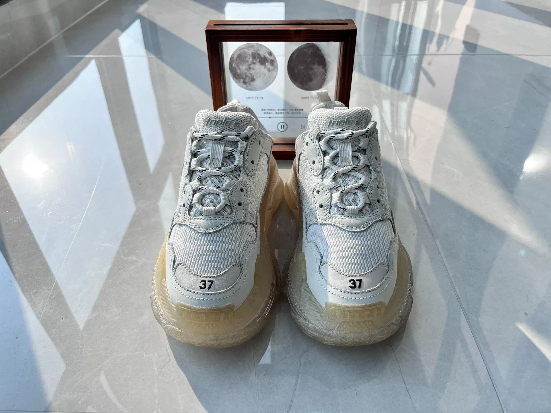 Balenciaga Balenciaga White Lowtop Sneakers it_37 Women Size US 7 / IT 37 - 4 Thumbnail