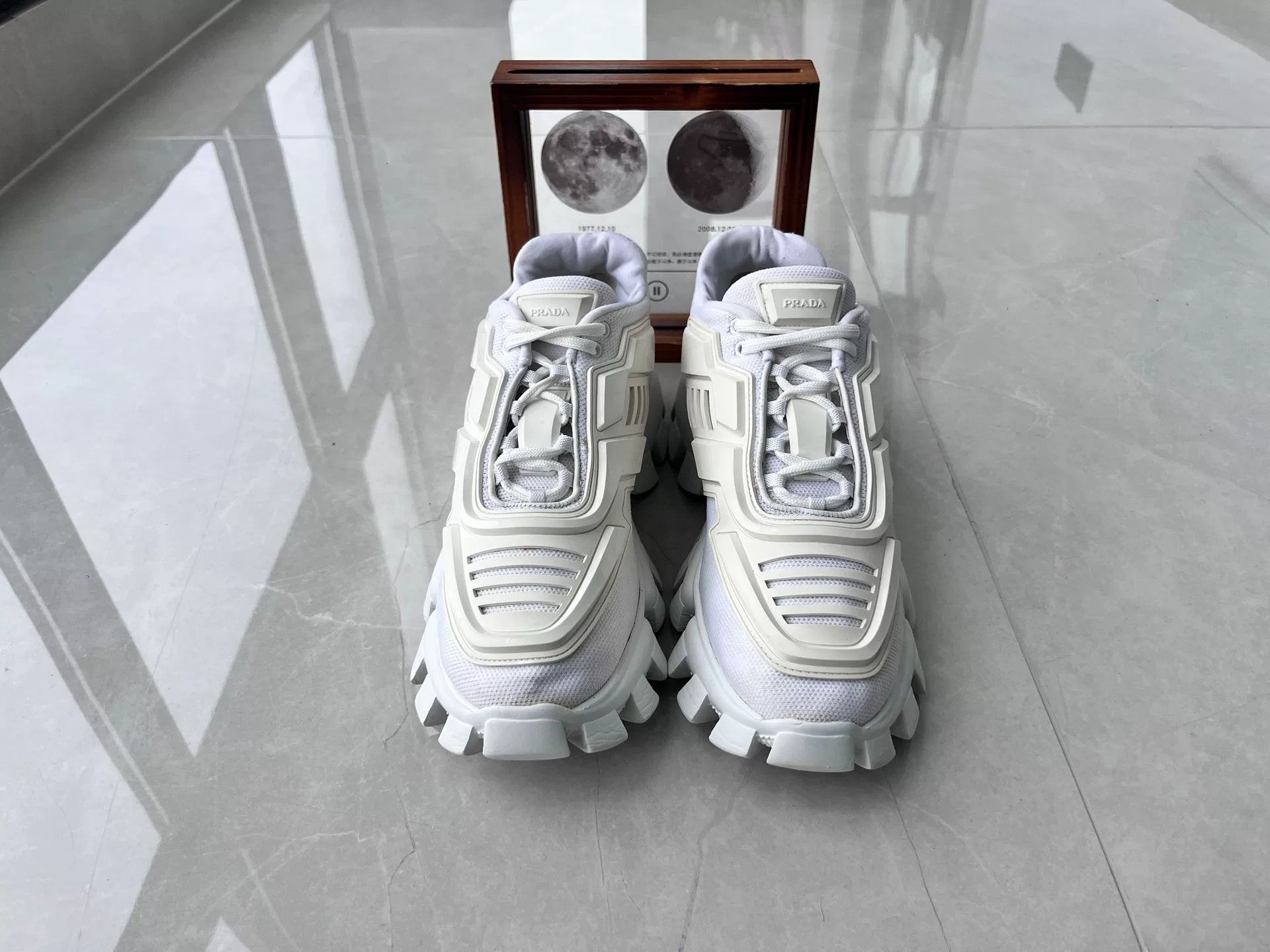 Prada Prada White Lowtop Sneakers 6 Men Size US 6 / EU 39 - 4 Thumbnail