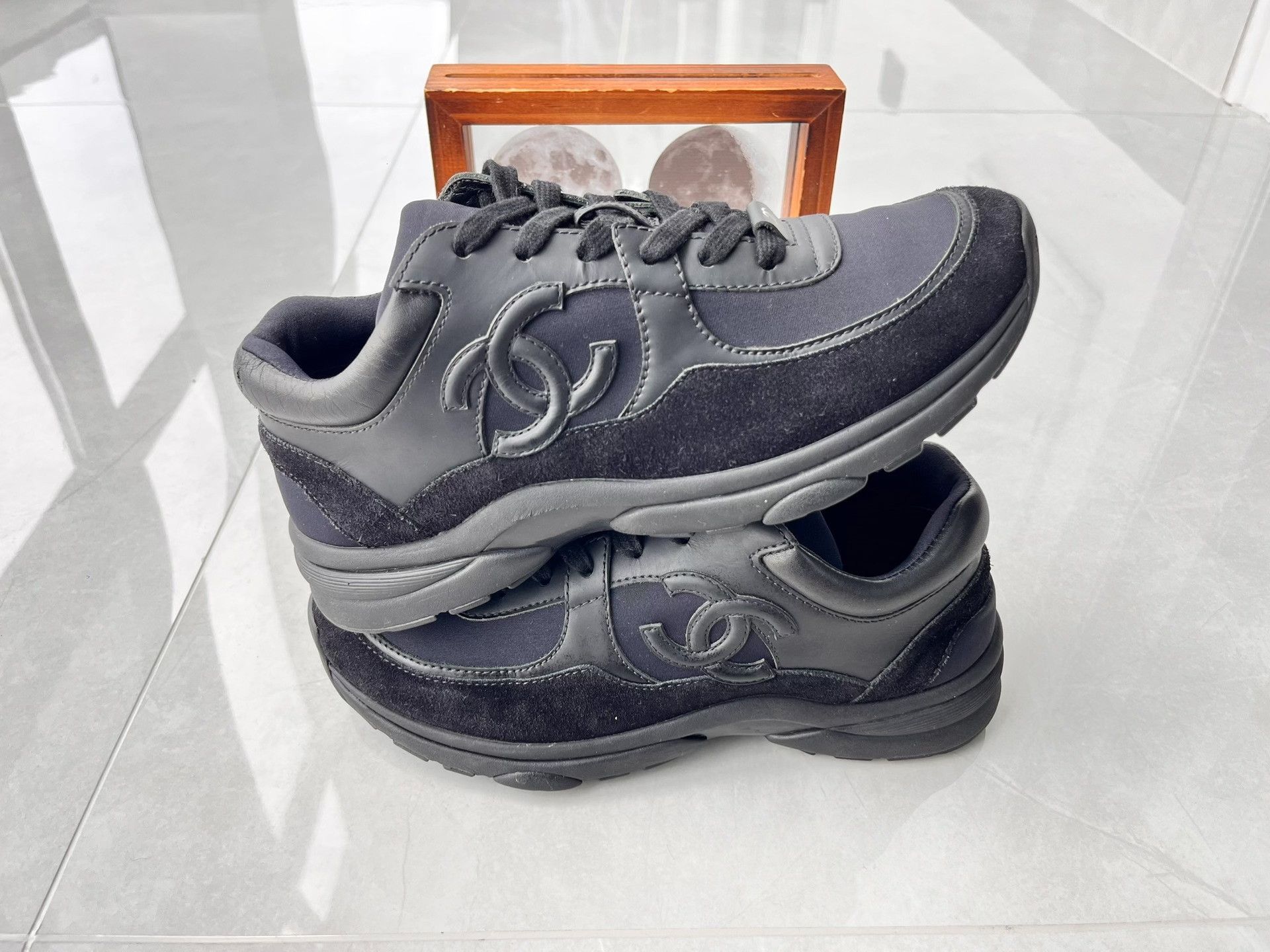Chanel Chanel Casual Black Lowtop Sneakers it_37 Women Size US 7 / IT 37 - 2 Thumbnail