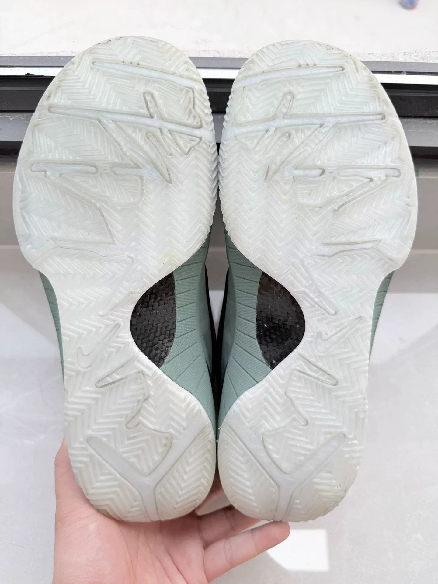 Nike Nike KOBE4 Green Lowtop Sneakers 11 Men Size US 11 / EU 44 - 6 Thumbnail