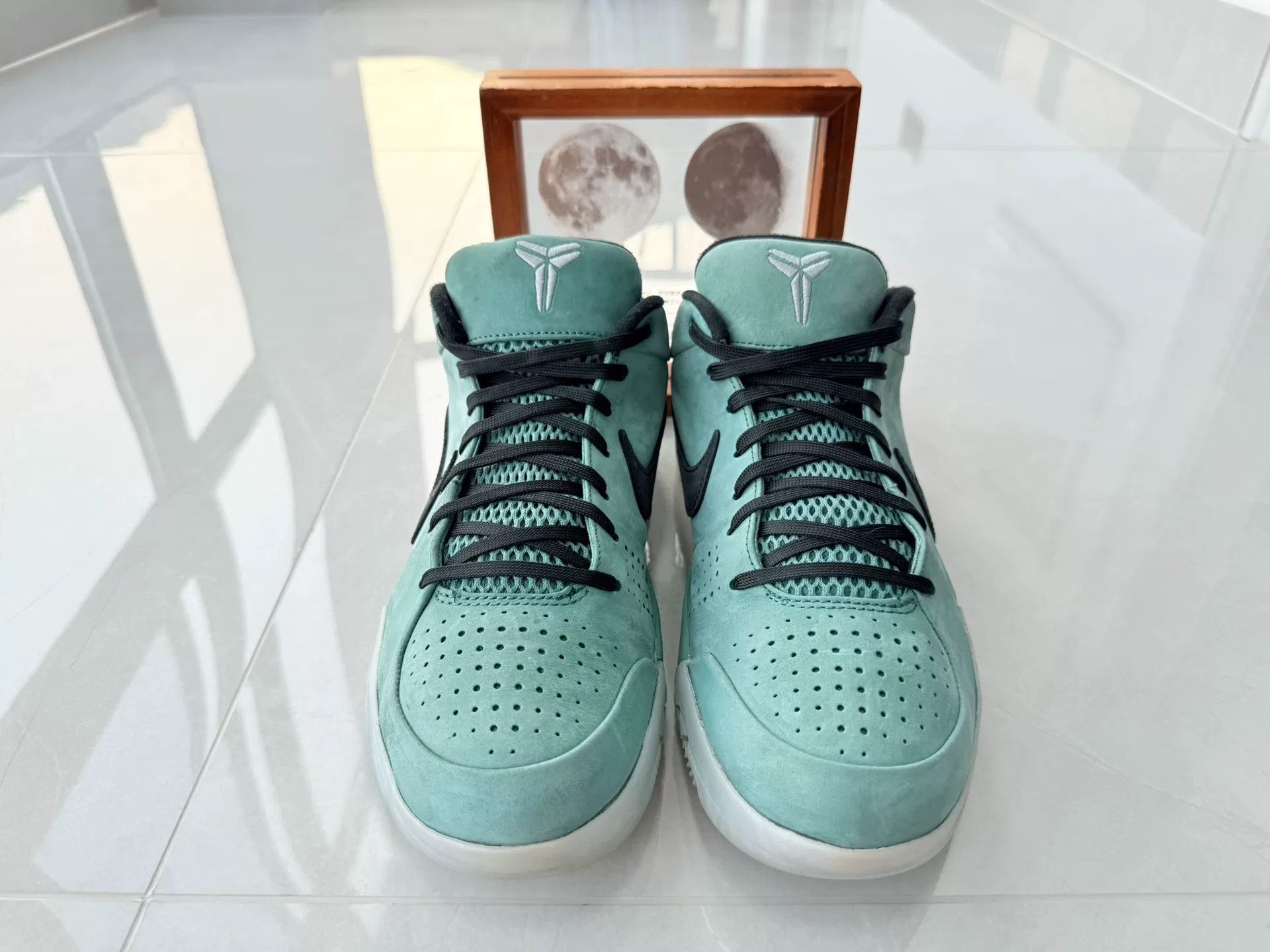Nike Nike KOBE4 Green Lowtop Sneakers 11 Men Size US 11 / EU 44 - 4 Thumbnail