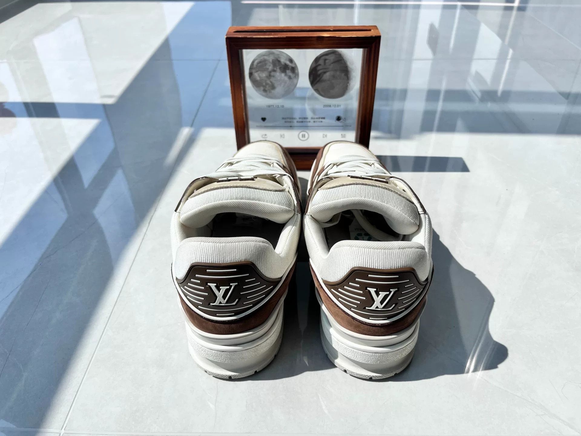 Louis Vuitton Louis Vuitton Training White Lowtop Sneakers 10 Men Size US 10 / EU 43 - 5 Thumbnail