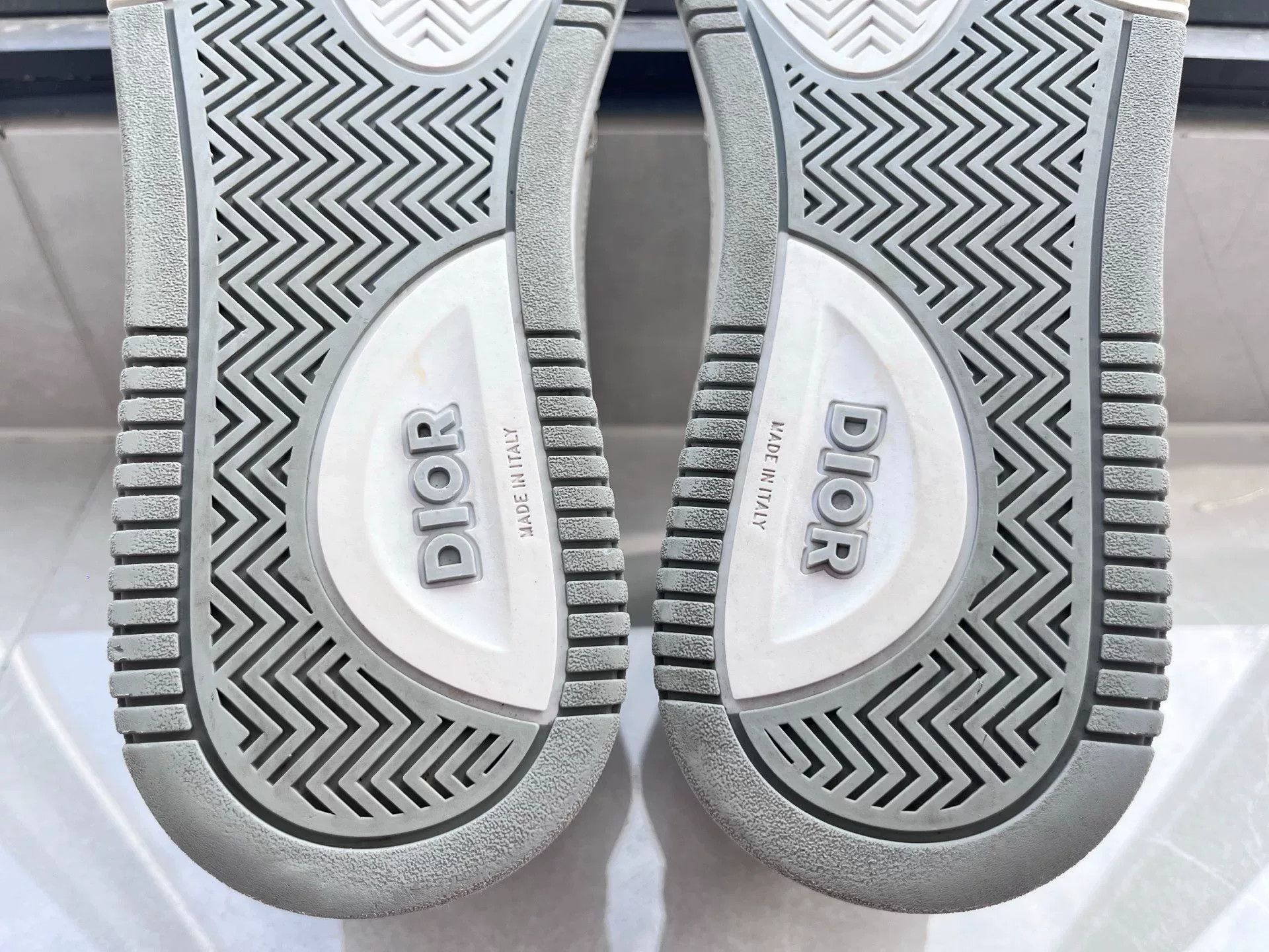 Dior Dior Retro White Hitop Sneakers 10 Men Size US 10 / EU 43 - 8 Thumbnail