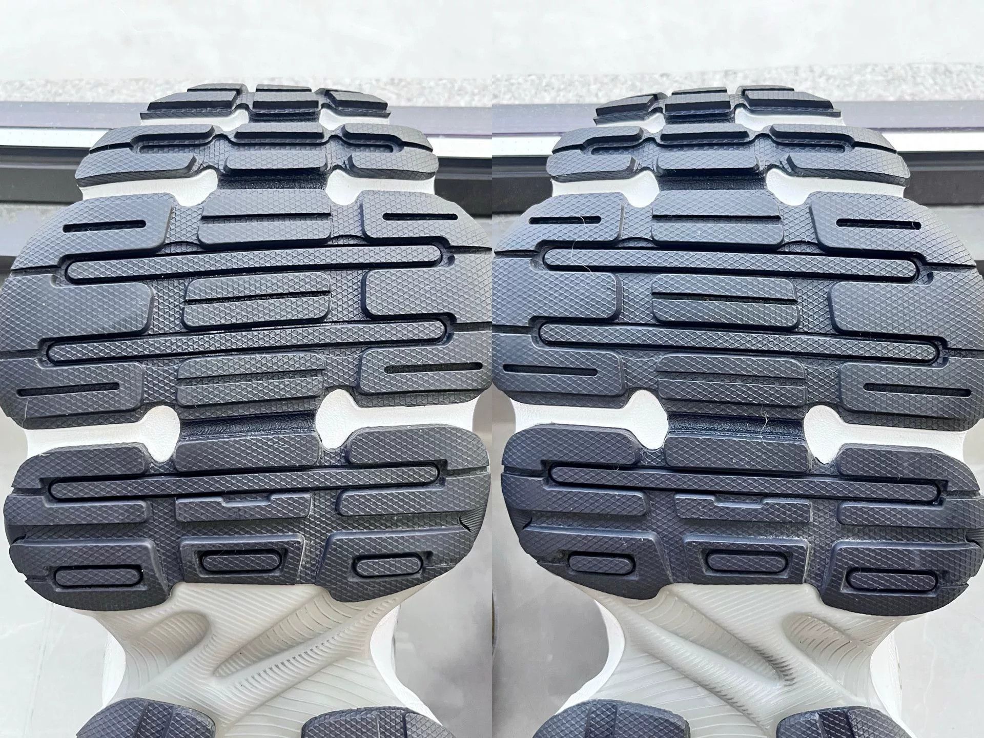 Balenciaga Balenciaga Distressed Black Lowtop Sneakers it_40 Women Size US 10 / IT 40 - 7 Thumbnail