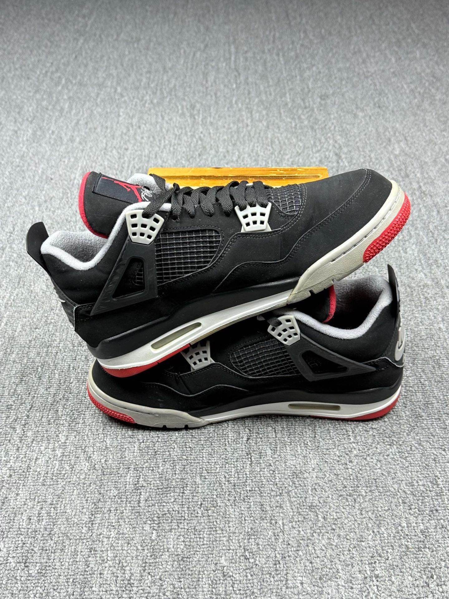 Nike Nike AJ4 Black Lowtop Sneakers 12 Men Size US 12 / EU 45 - 3 Thumbnail