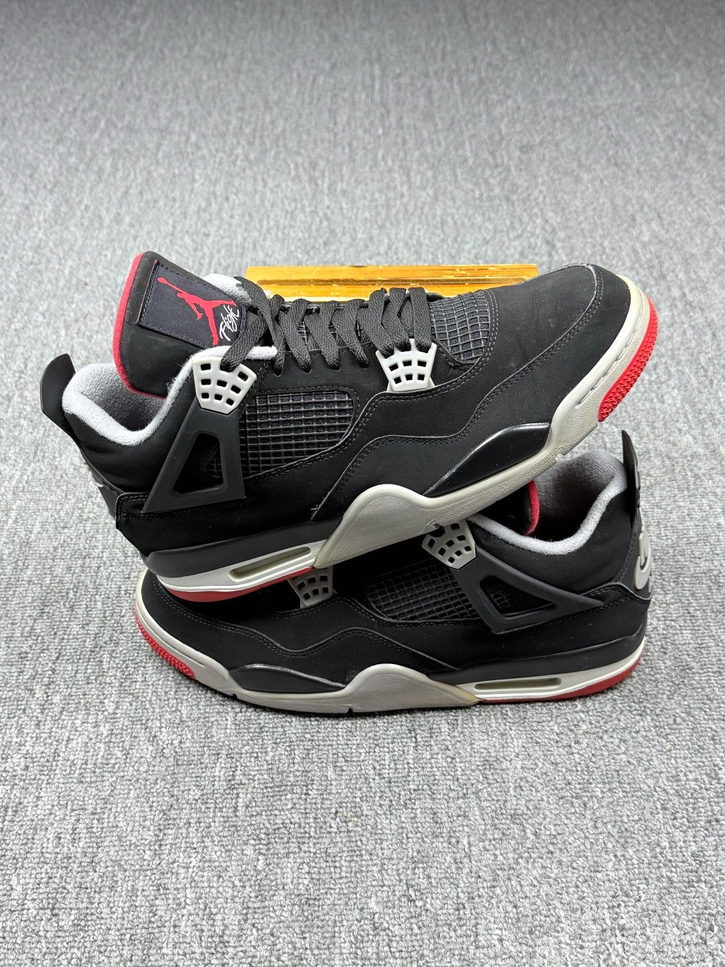 Nike Nike AJ4 Black Lowtop Sneakers 12 Men Size US 12 / EU 45 - 2 Thumbnail
