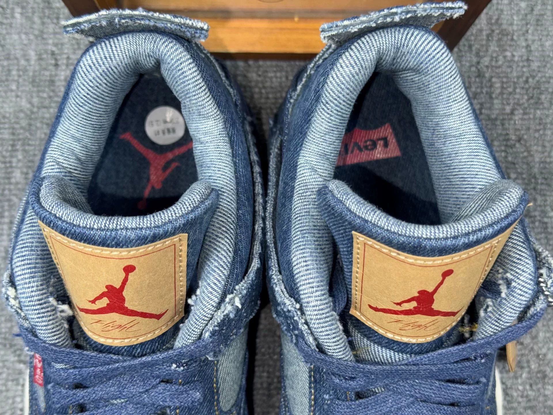 Levi's Levi's AJ4 Denim Blue Lowtop Sneakers 9 Men Size US 9 / EU 42 - 9 Thumbnail
