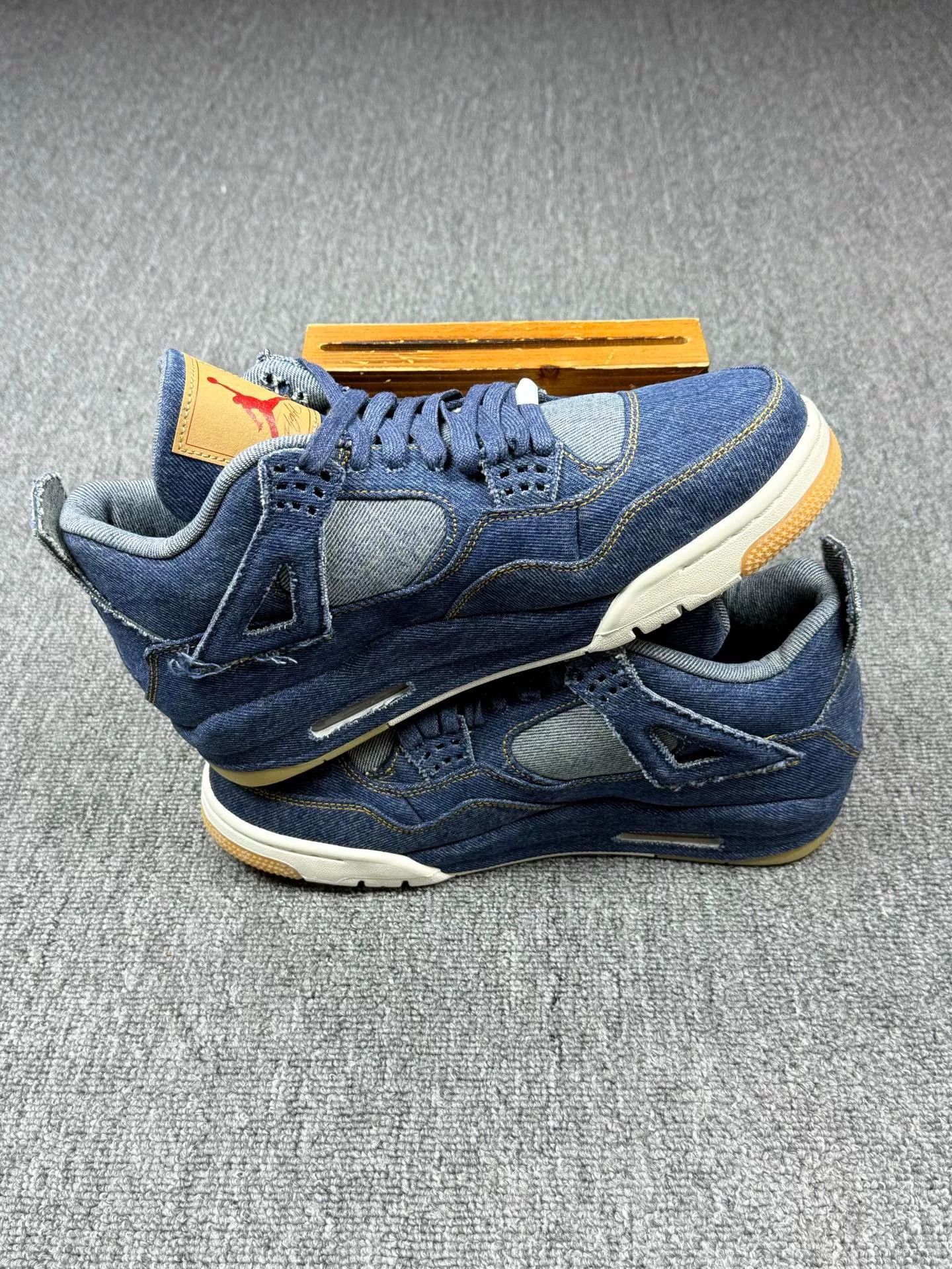 Levi's Levi's AJ4 Denim Blue Lowtop Sneakers 9 Men Size US 9 / EU 42 - 3 Thumbnail
