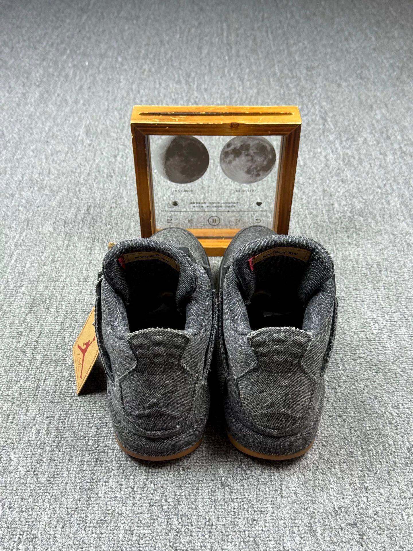 Levi's Levi's AJ4 Denim Black Lowtop Sneakers 9 Men Size US 9 / EU 42 - 5 Thumbnail
