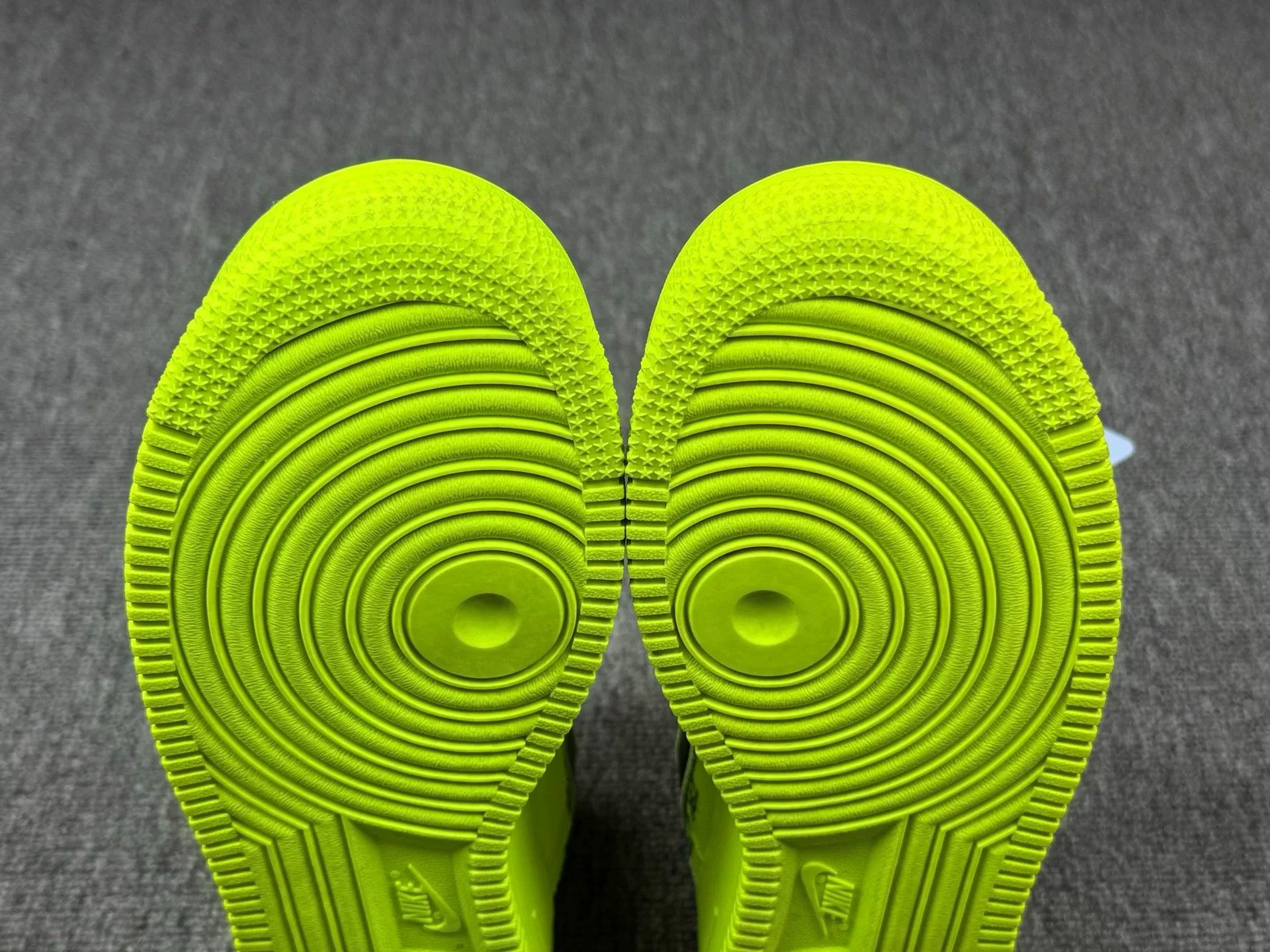 Nike Nike AF1 Green Lowtop Sneakers 8 Men Size US 8 / EU 41 - 7 Thumbnail