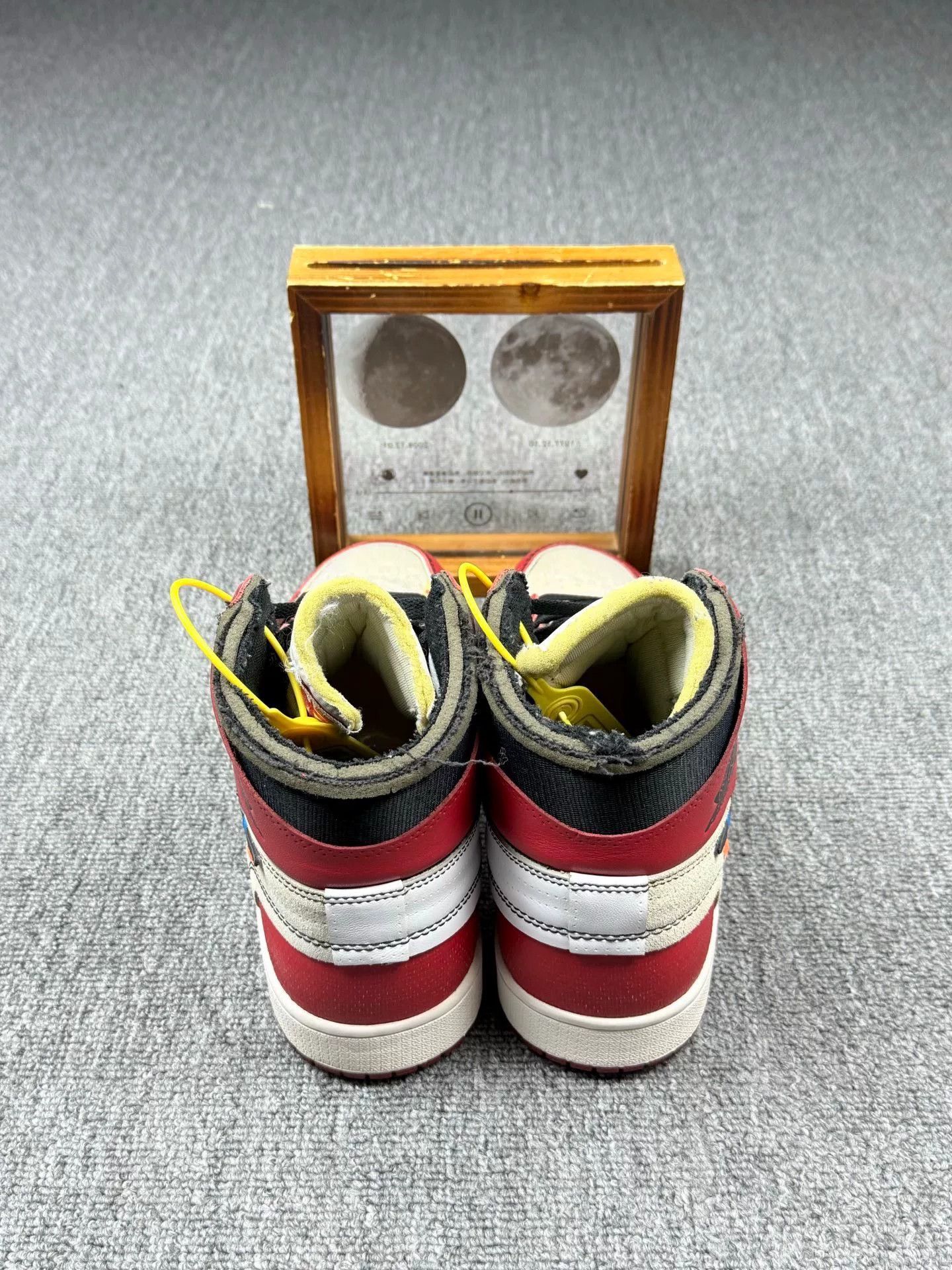 Nike Nike AJ1 Red Lowtop Sneakers 8 Men Size US 8 / EU 41 - 5 Thumbnail