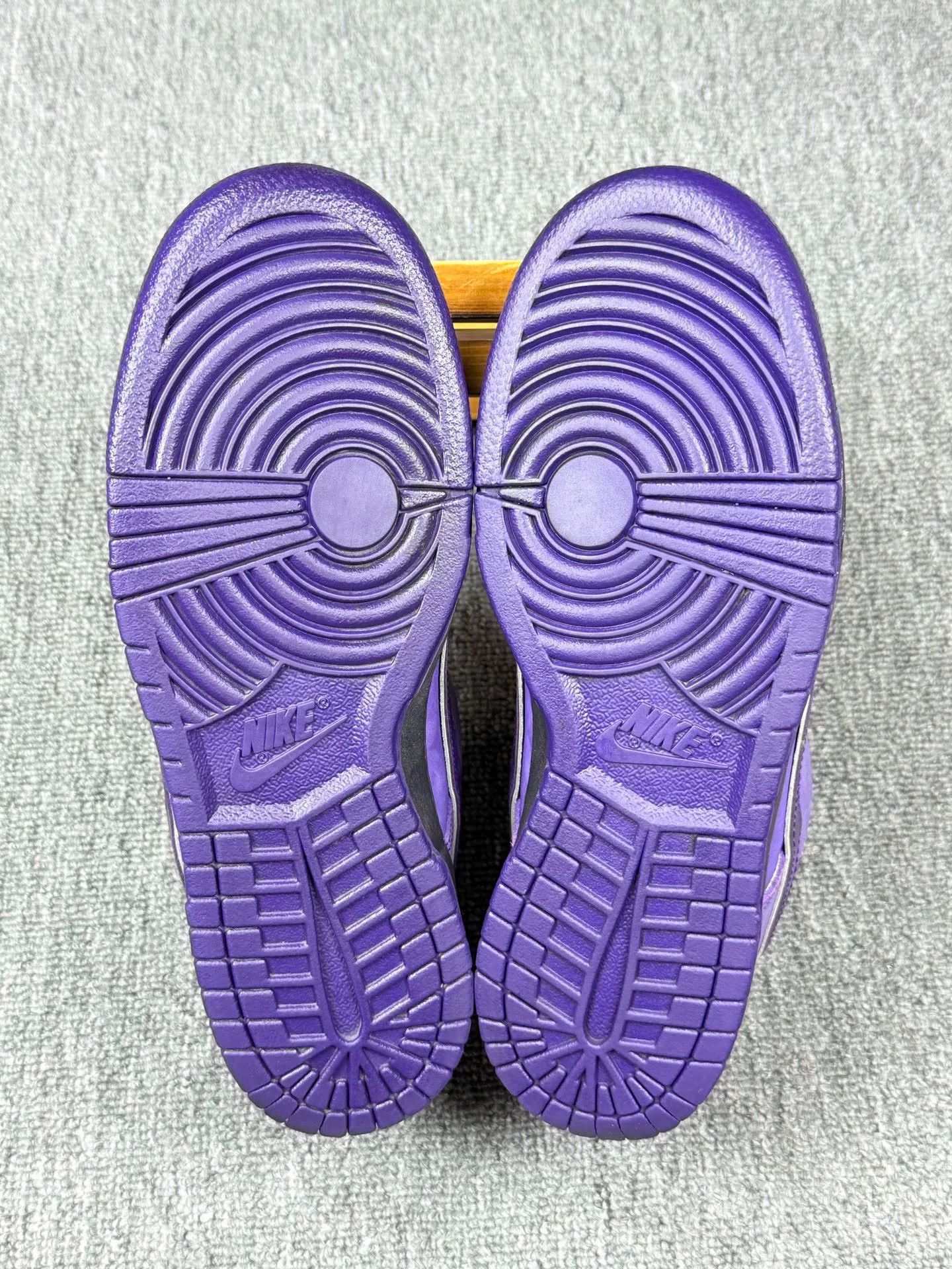 Nike Nike DUNK SB Purple Lowtop Sneakers 8 Men Size US 8 / EU 41 - 6 Thumbnail