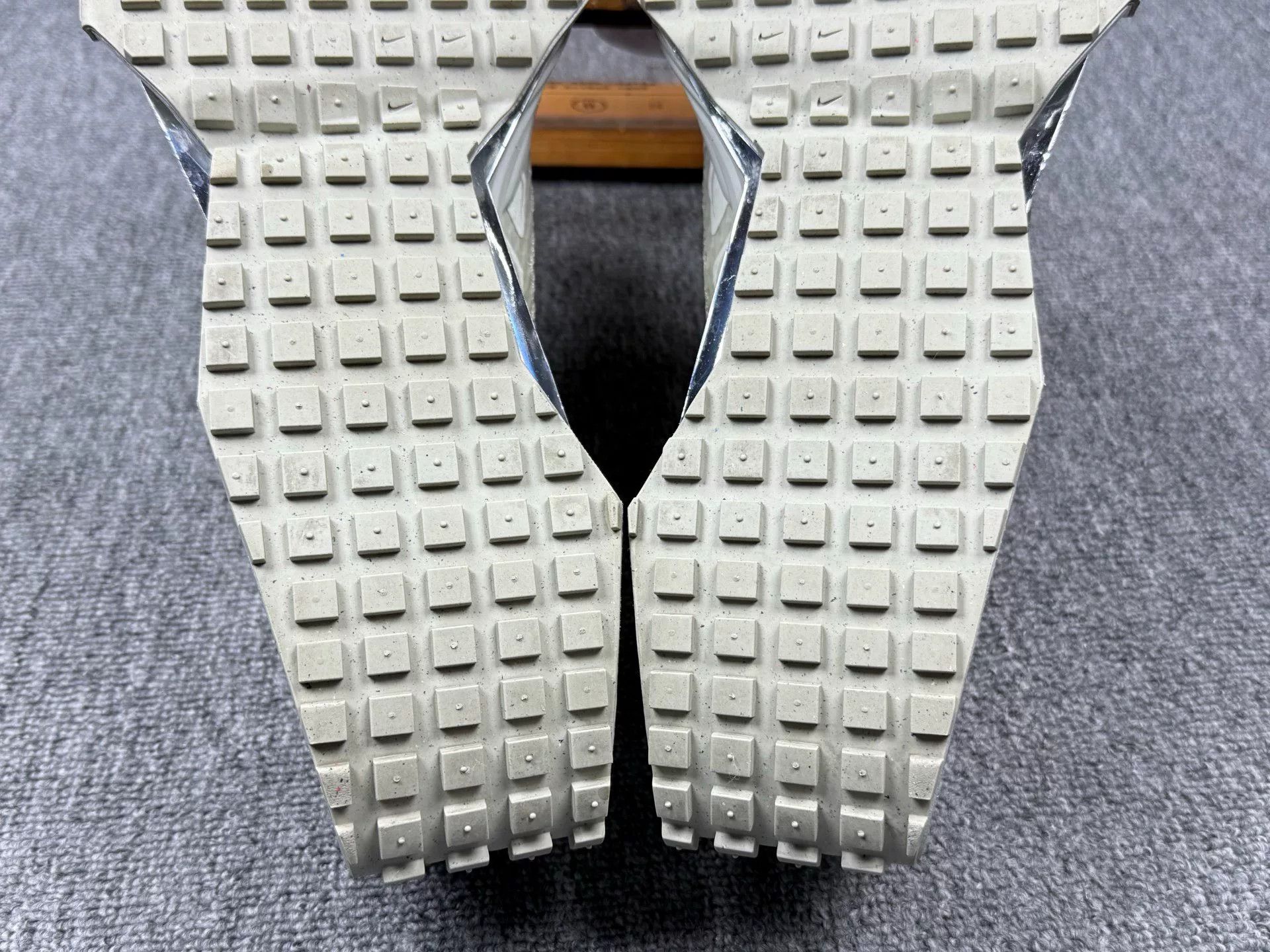 Adidas Adidas White Lowtop Sneakers 13 Men Size US 13 / EU 46 - 8 Thumbnail