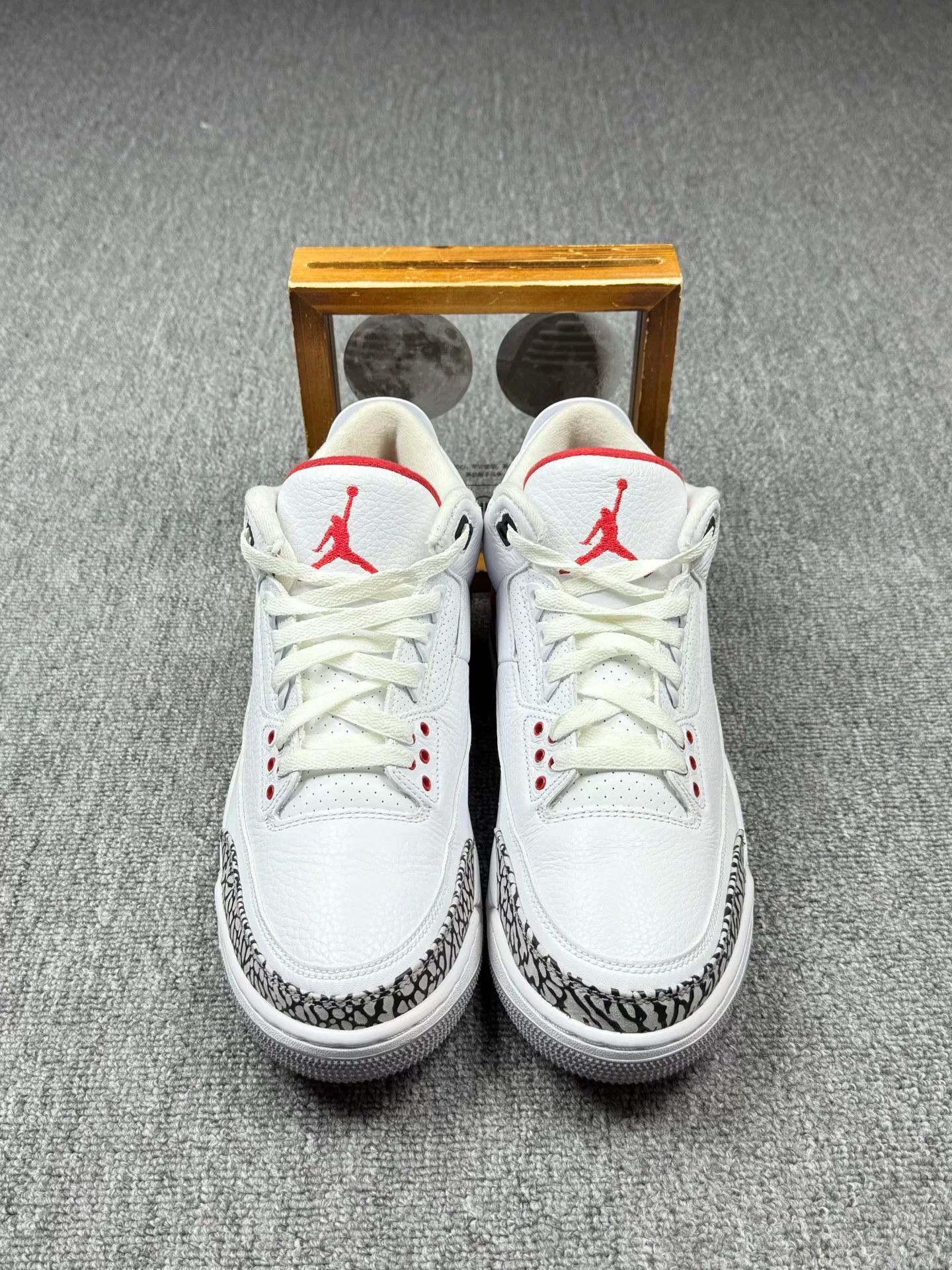 Nike Nike AJ3 Red Lowtop Sneakers 11 Men Size US 11 / EU 44 - 3 Thumbnail