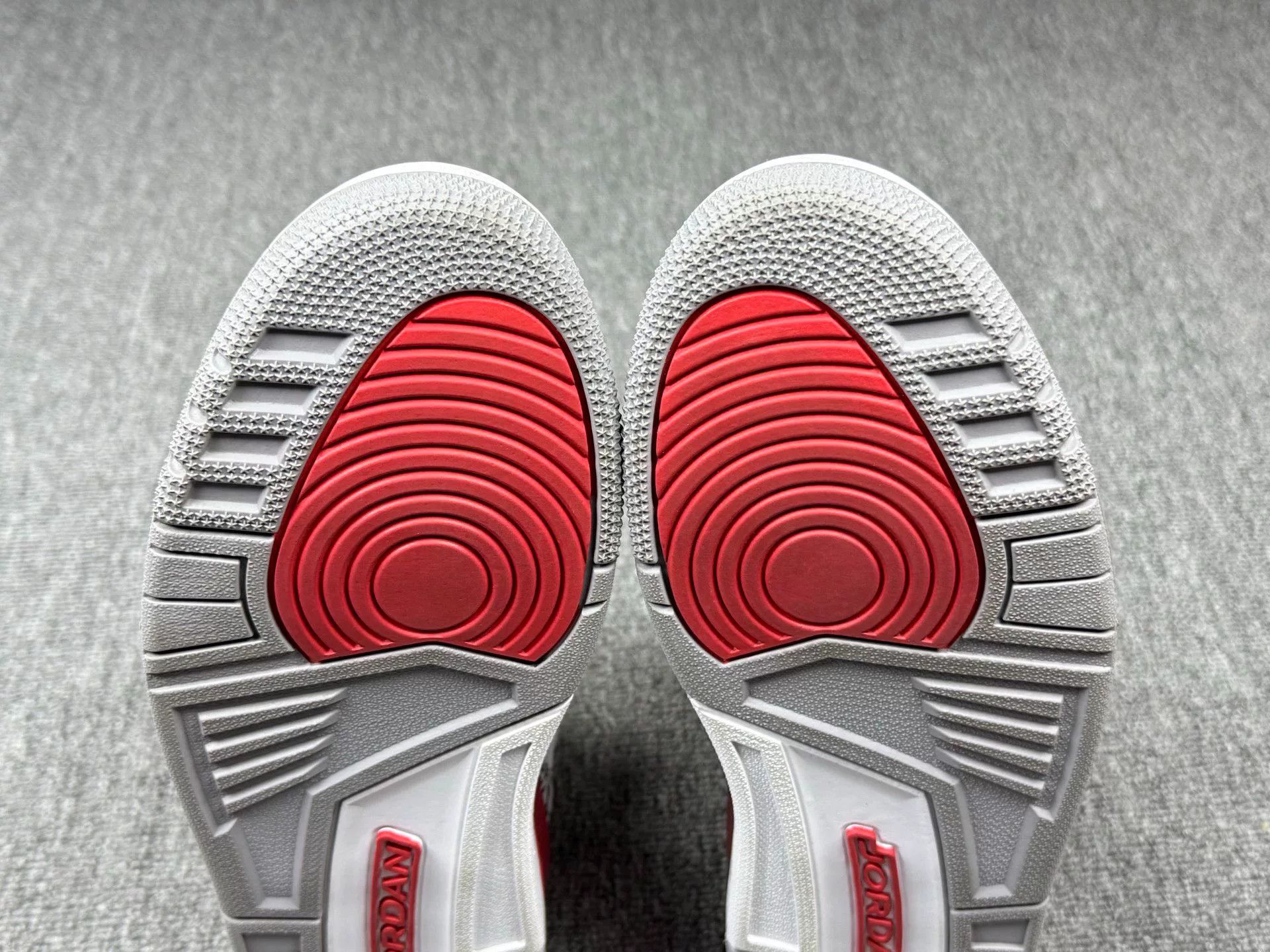 Nike Nike AJ3 Red Lowtop Sneakers 11 Men Size US 11 / EU 44 - 6 Thumbnail