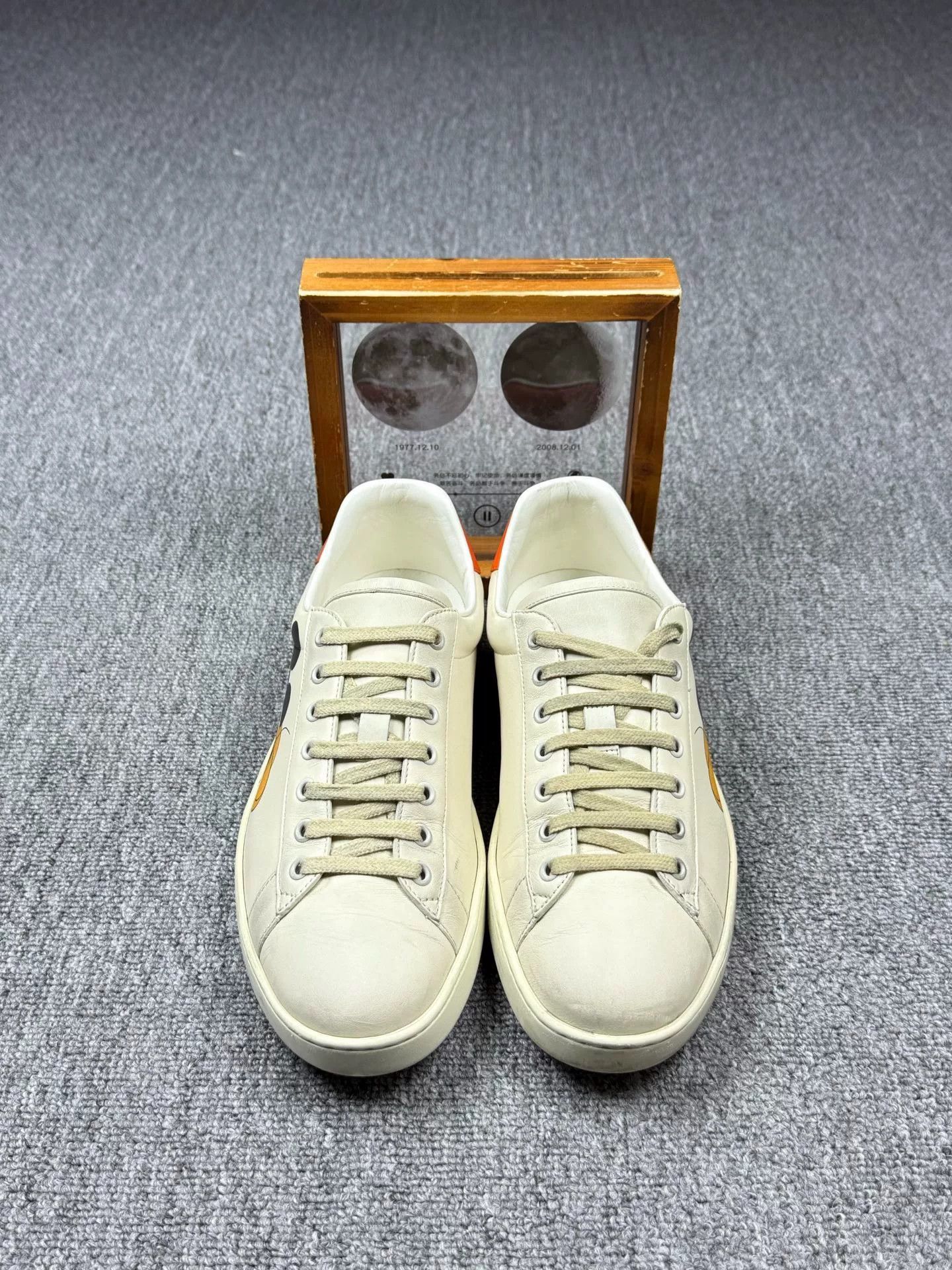 Gucci Gucci Printed Beige Lowtop Sneakers 8 Men Size US 8 / EU 41 - 4 Thumbnail
