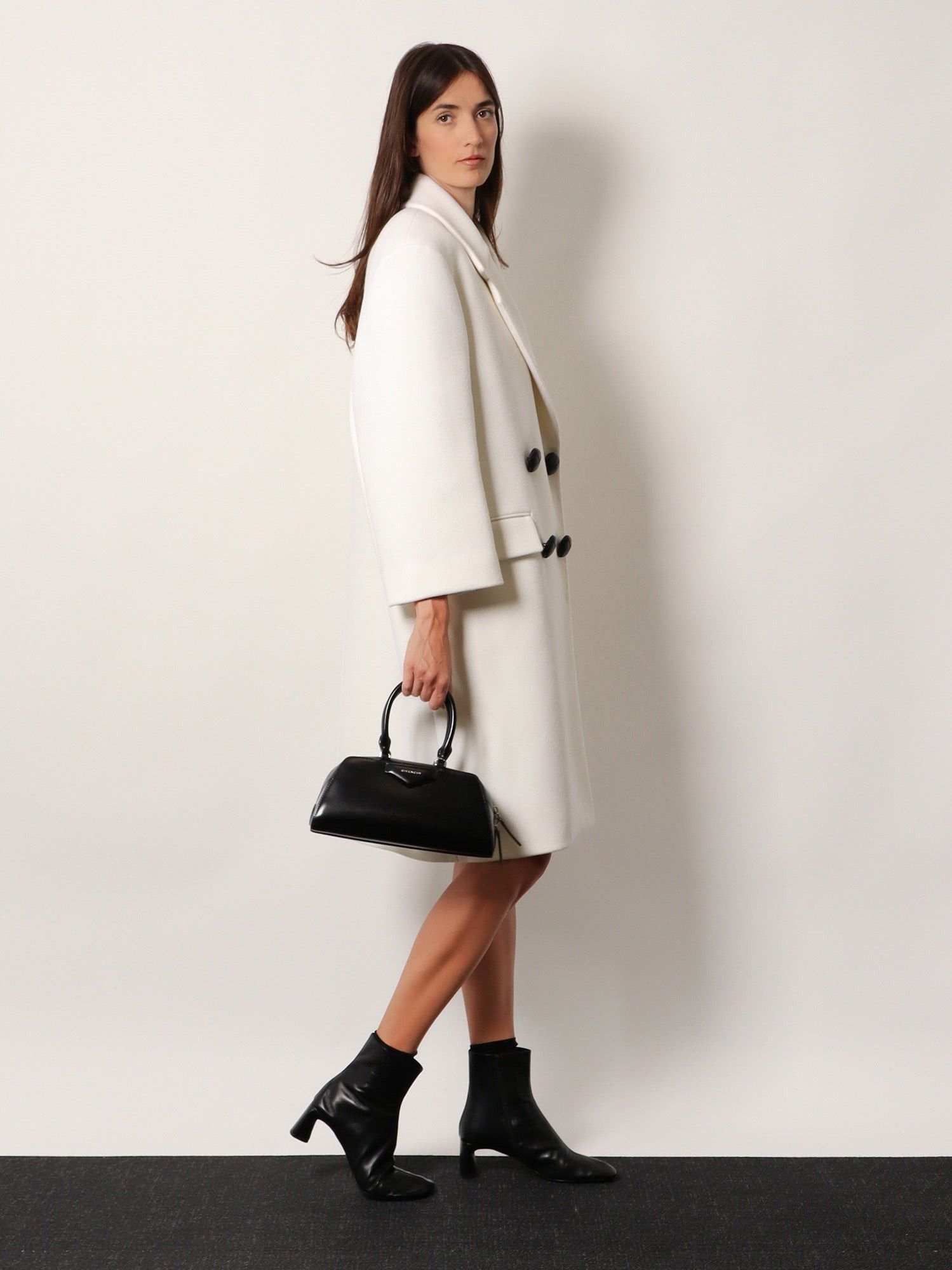 Givenchy Antigona Small Leather Crossbody Bag Size ONE SIZE - 2 Thumbnail