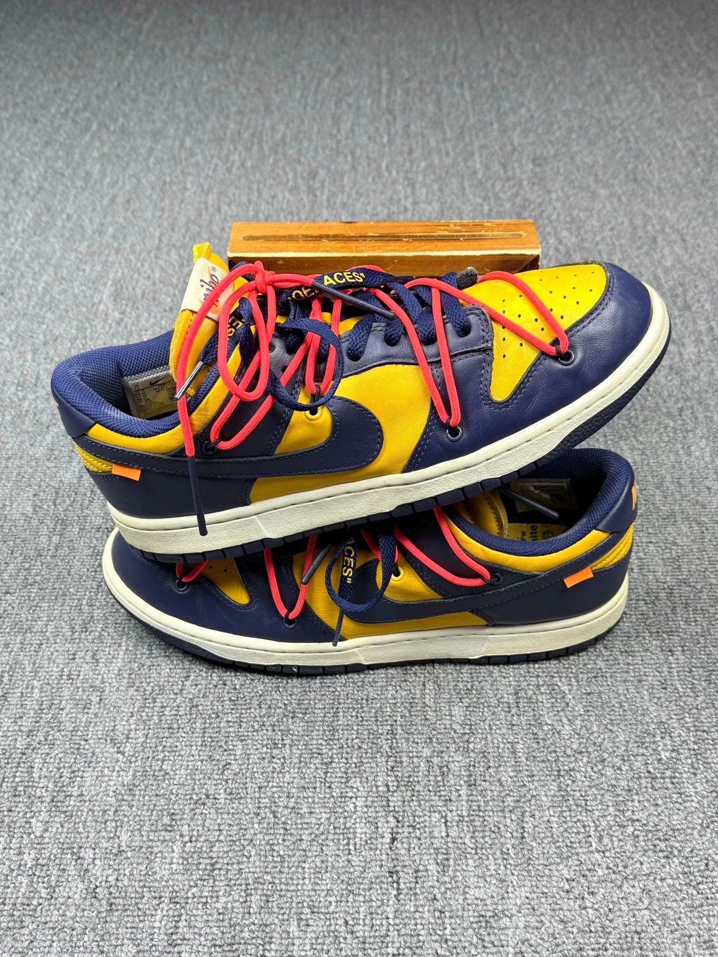 Louis Vuitton Louis Vuitton DUNK Black Lowtop Sneakers 12 Men Size US 12 / EU 45 - 2 Thumbnail