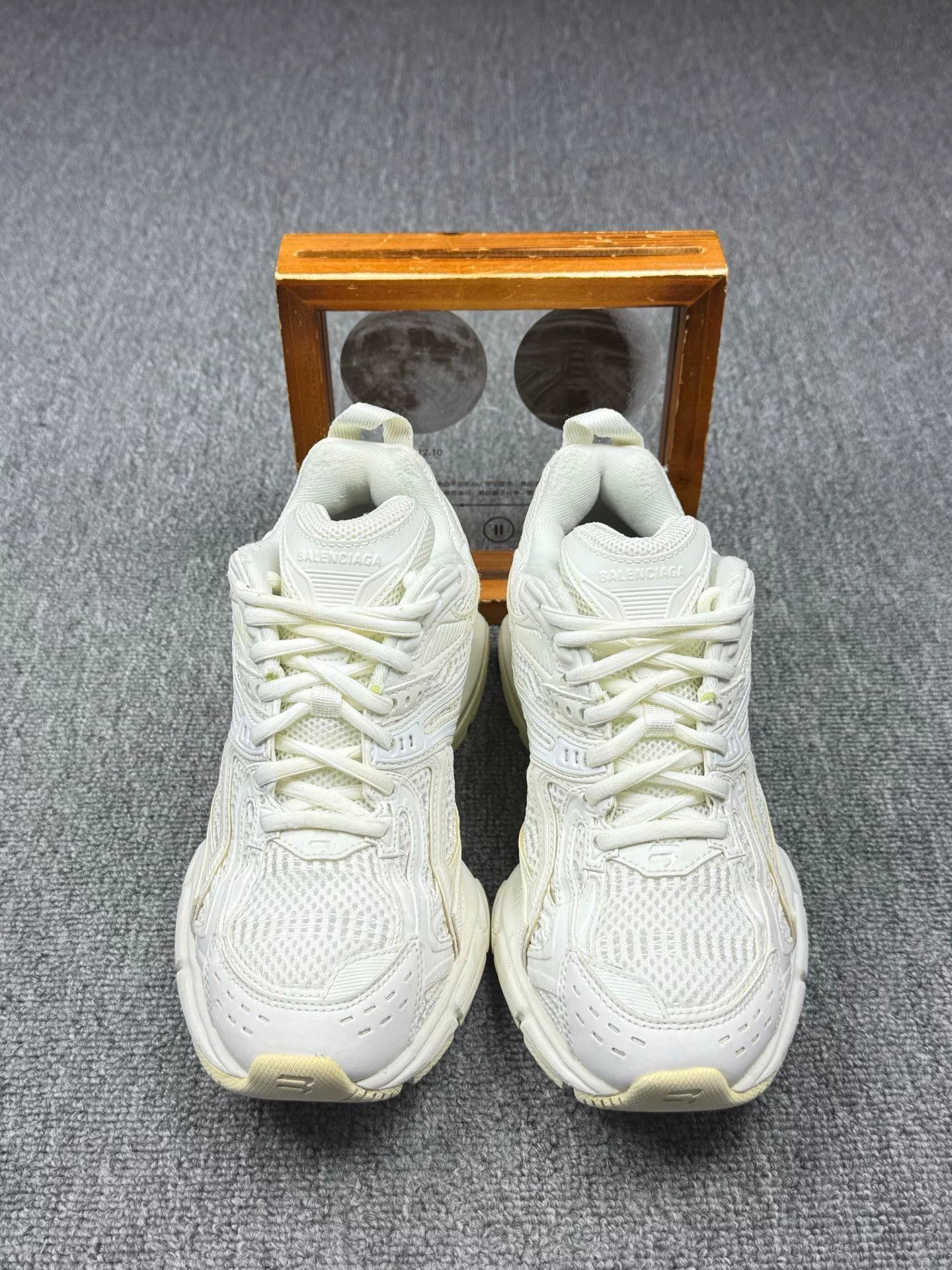 Balenciaga Balenciaga White Lowtop Sneakers it_36 Women Size US 6 / IT 36 - 4 Thumbnail