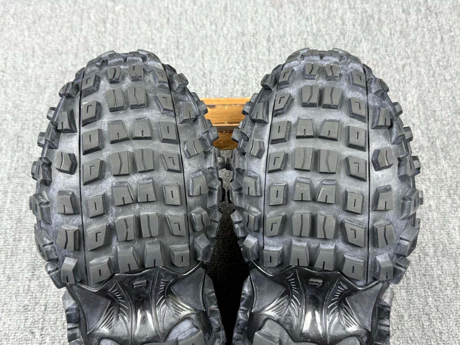 Balenciaga Balenciaga Black Lowtop Sneakers 10 Men Size US 10 / EU 43 - 7 Thumbnail