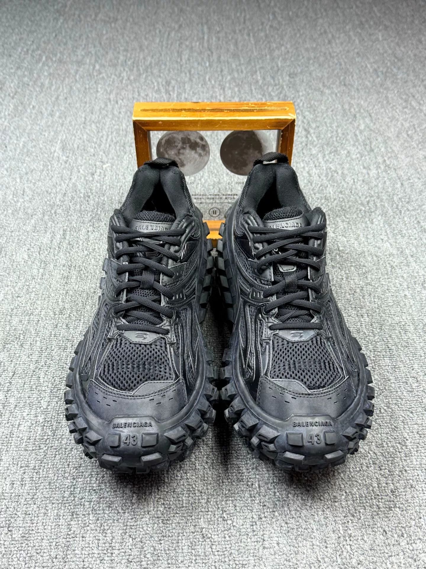 Balenciaga Balenciaga Black Lowtop Sneakers 10 Men Size US 10 / EU 43 - 4 Thumbnail