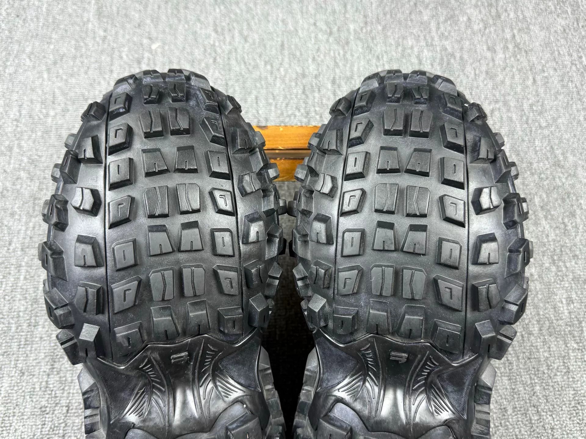 Balenciaga Balenciaga Black Lowtop Sneakers 10 Men Size US 10 / EU 43 - 7 Thumbnail