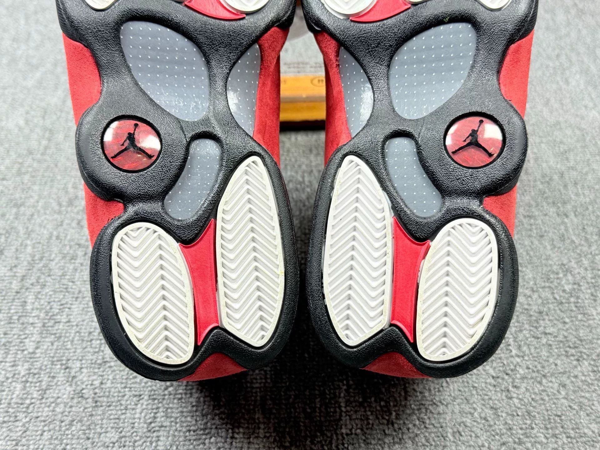 Nike Nike AJ13 Red Lowtop Sneakers 9 Men Size US 9 / EU 42 - 8 Thumbnail