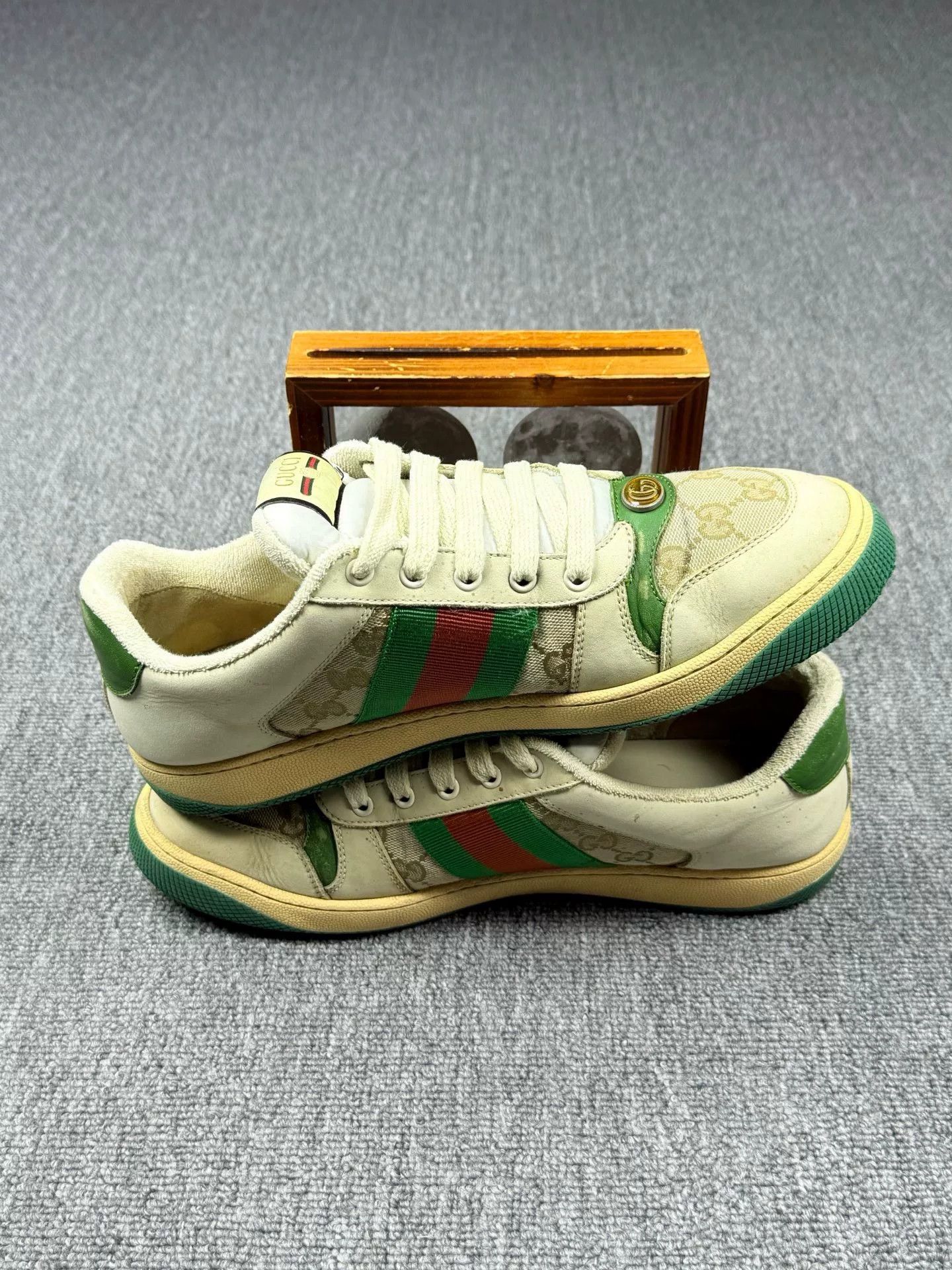 Gucci Gucci Distressed Green Lowtop Sneakers 10 Men Size US 10 / EU 43 - 3 Thumbnail