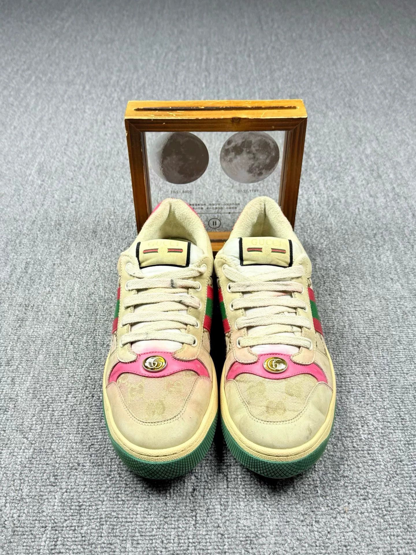 Gucci Gucci Distressed Lowtop Sneakers 7 Men Size US 7 / EU 40 - 4 Thumbnail