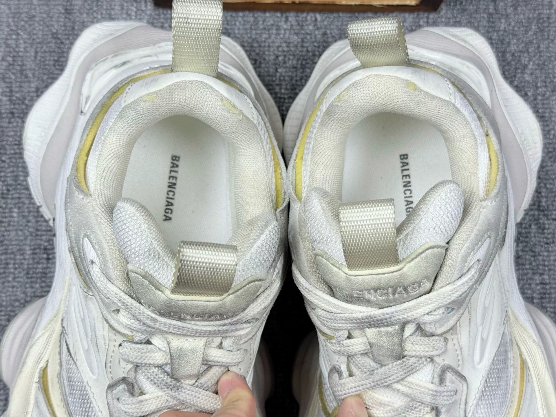 Balenciaga Balenciaga Cargo Multi Lowtop Sneakers it_37 Women Size US 7 / IT 37 - 9 Thumbnail