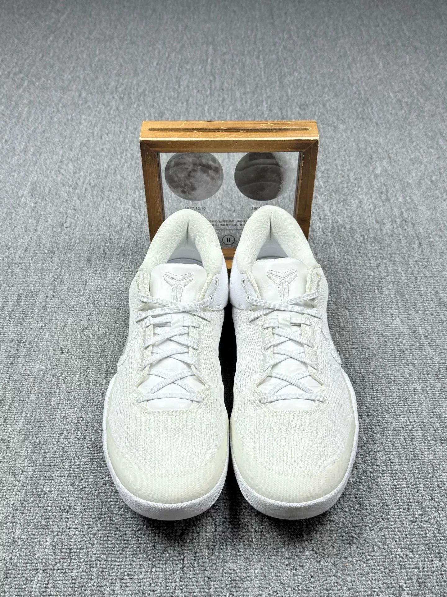 Nike Nike KOBE8 White Lowtop Sneakers 13 Men Size US 13 / EU 46 - 4 Thumbnail