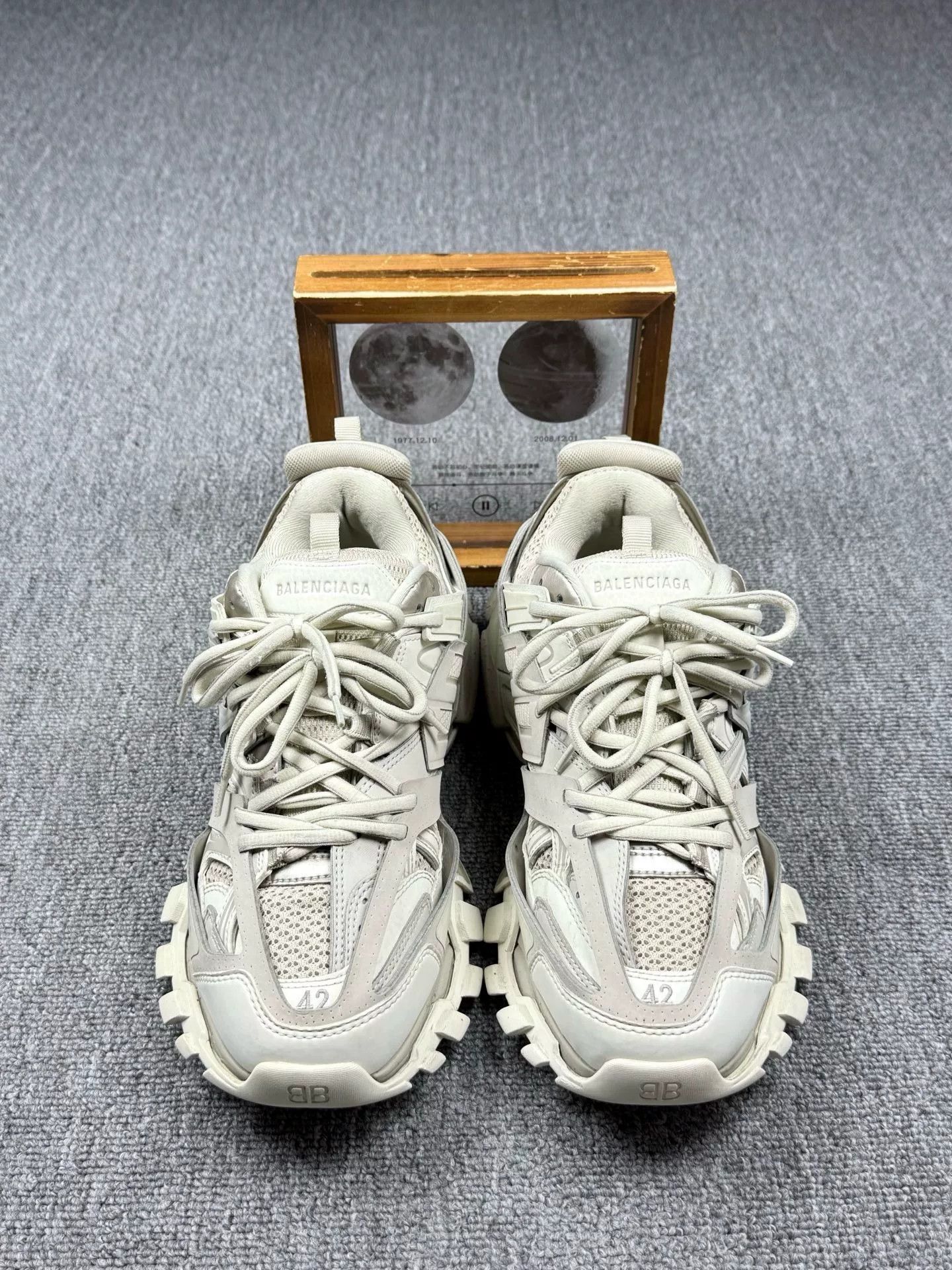 Balenciaga Balenciaga Multi Lowtop Sneakers 9 Men Size US 9 / EU 42 - 4 Thumbnail