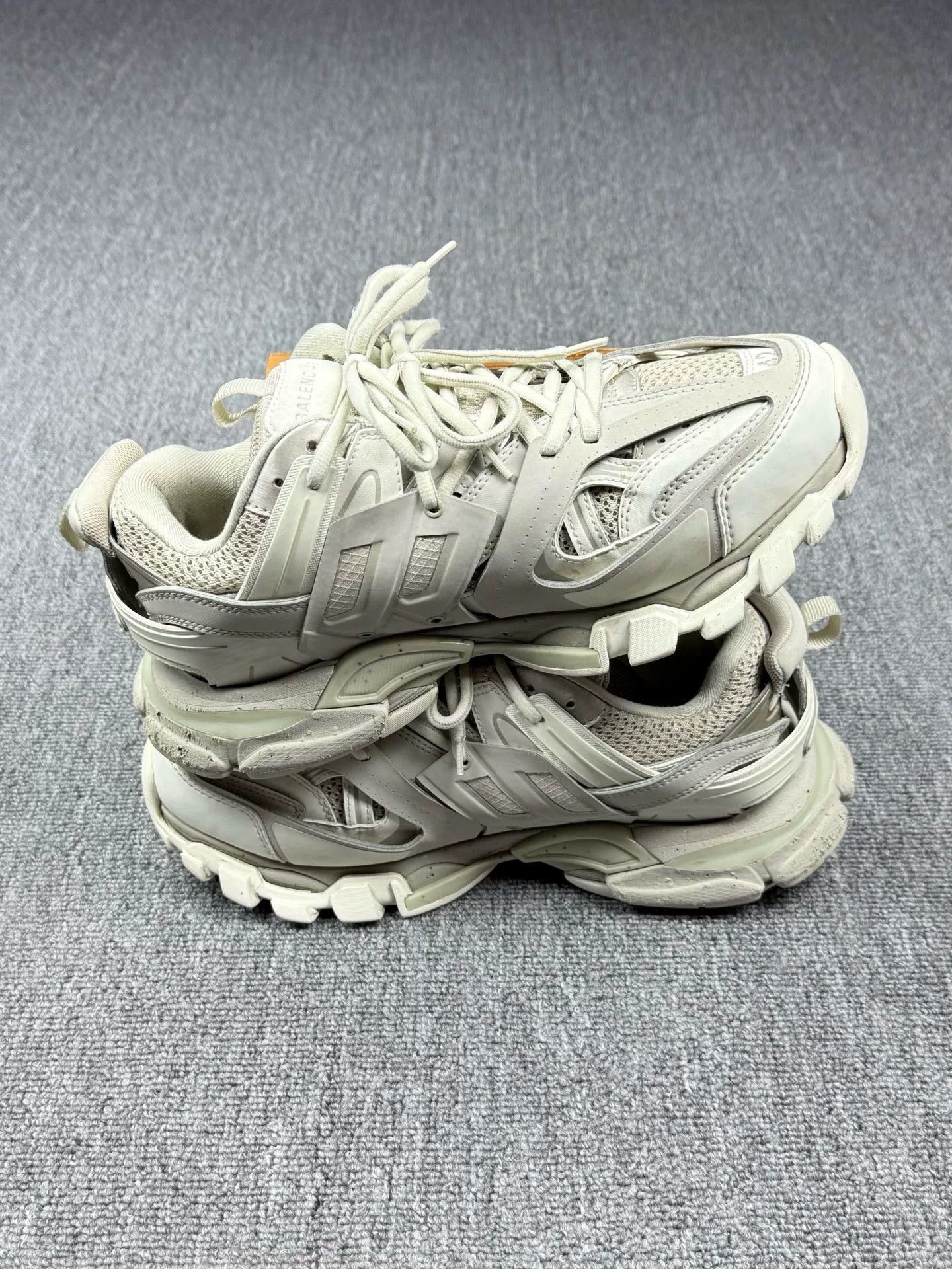 Balenciaga Balenciaga Multi Lowtop Sneakers 9 Men Size US 9 / EU 42 - 3 Thumbnail