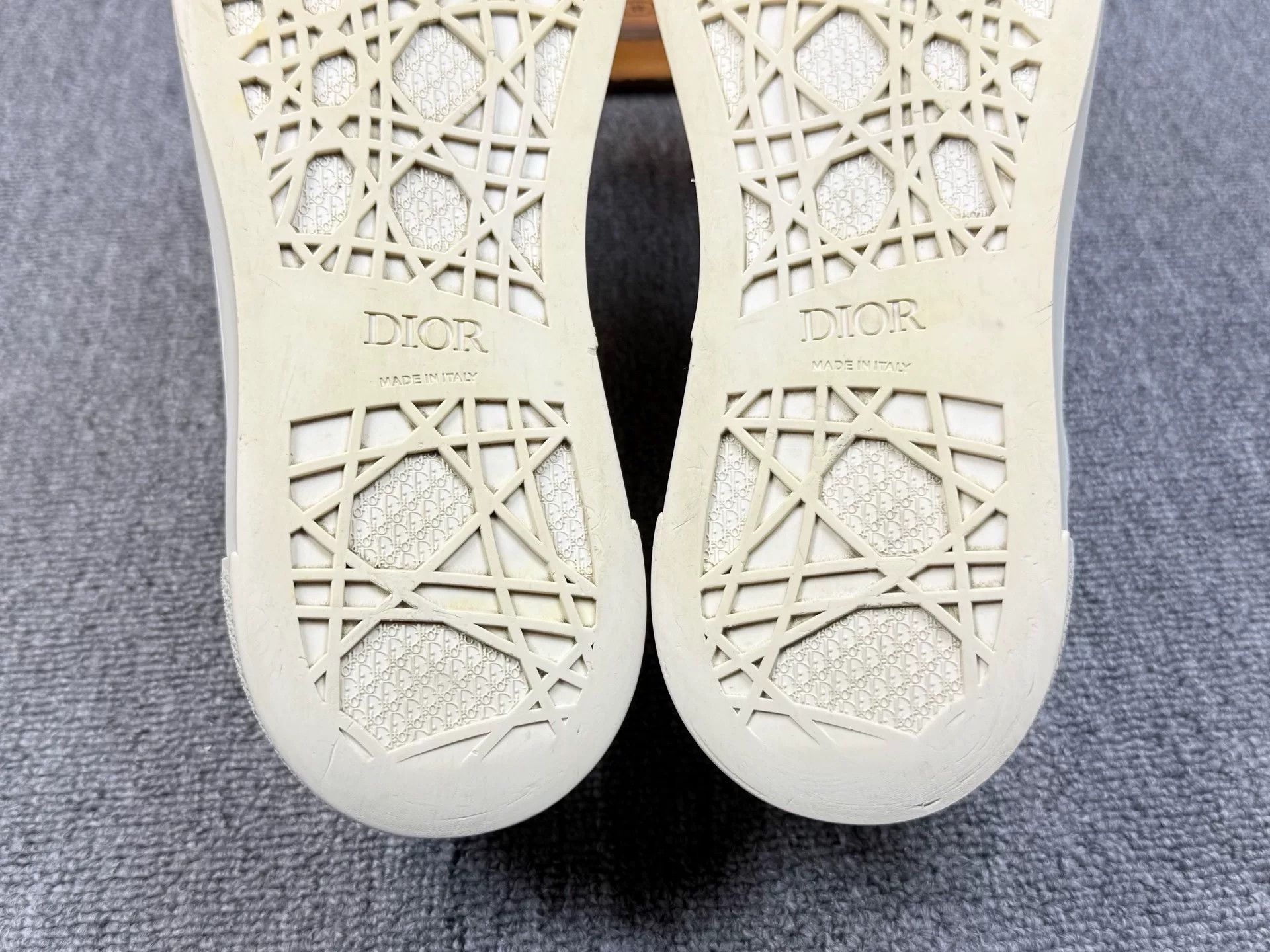 Dior Dior White Lowtop Sneakers 8 Men Size US 8 / EU 41 - 8 Thumbnail