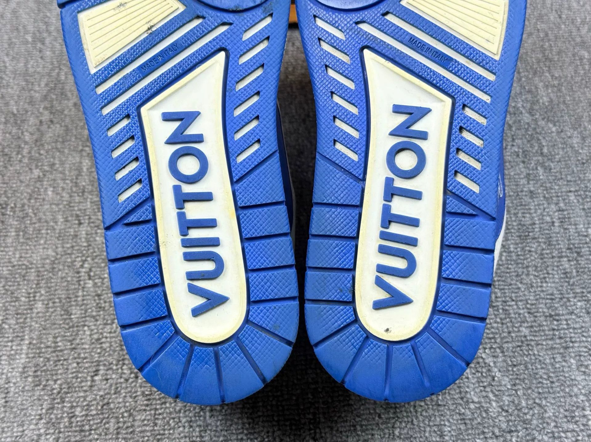Louis Vuitton Louis Vuitton Training Blue Lowtop Sneakers 7 Men Size US 7 / EU 40 - 8 Thumbnail