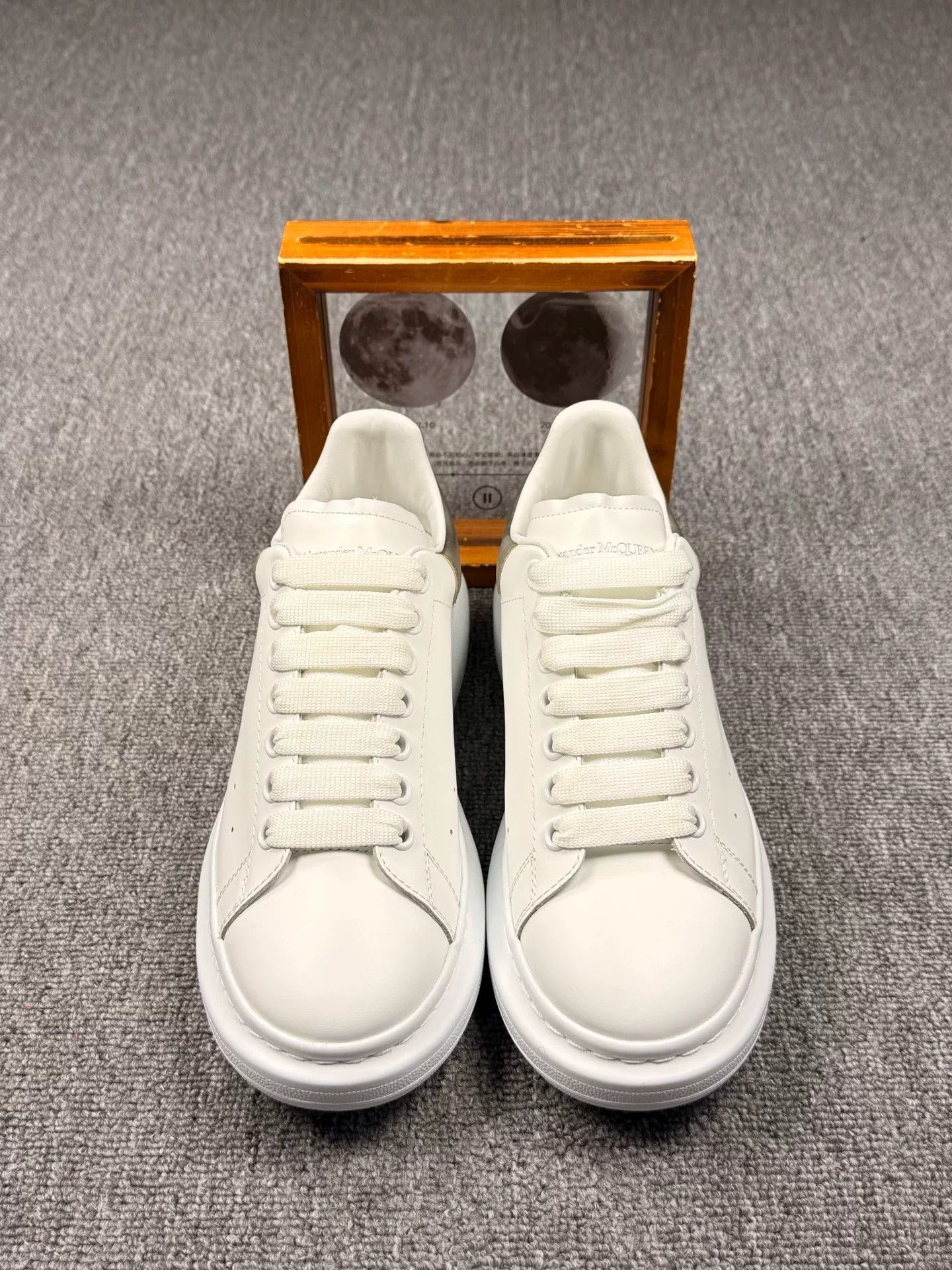 Alexander McQueen Alexander McQueen Multi Lowtop Sneakers it_40 Women Size US 10 / IT 40 - 4 Thumbnail