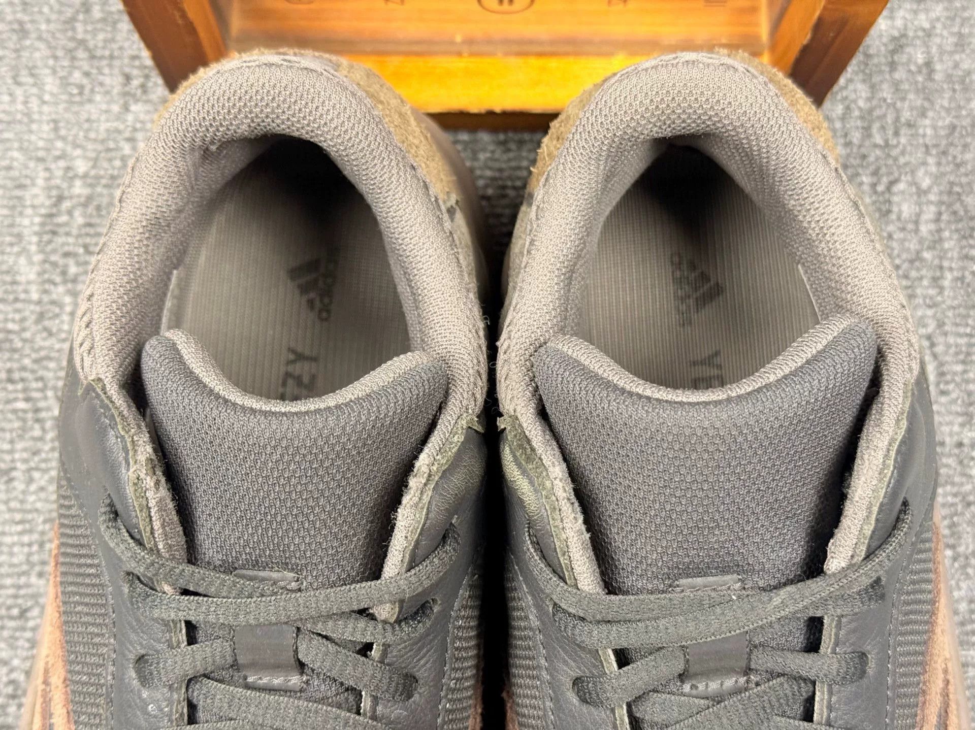 Adidas Adidas YEEZY700 Purple Lowtop Sneakers 9 Men Size US 9 / EU 42 - 8 Thumbnail