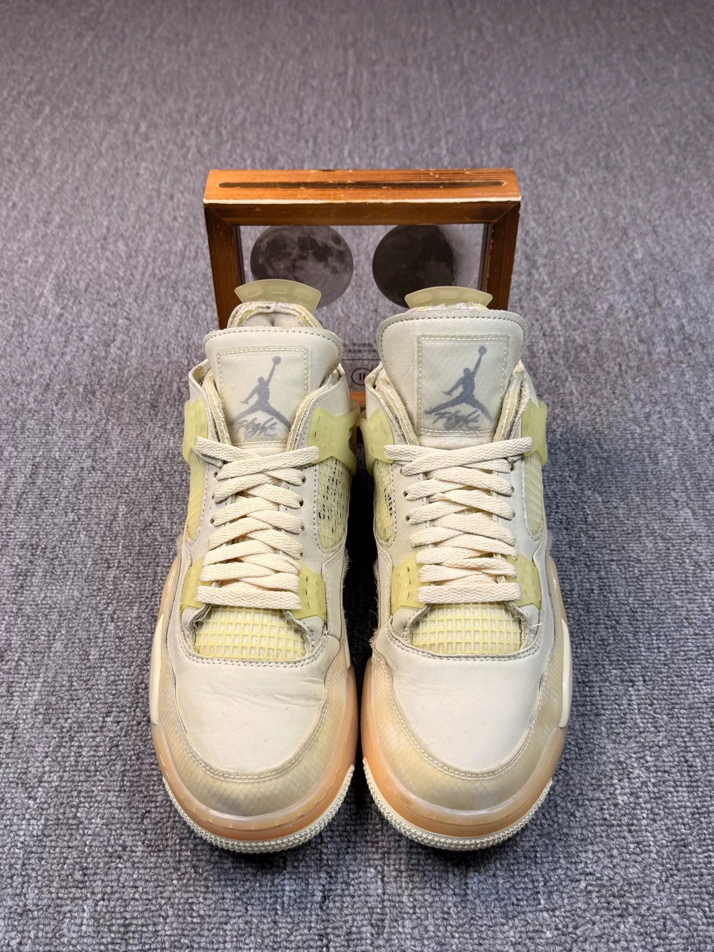Nike Nike AJ4 White Lowtop Sneakers 10 Men Size US 10 / EU 43 - 4 Thumbnail