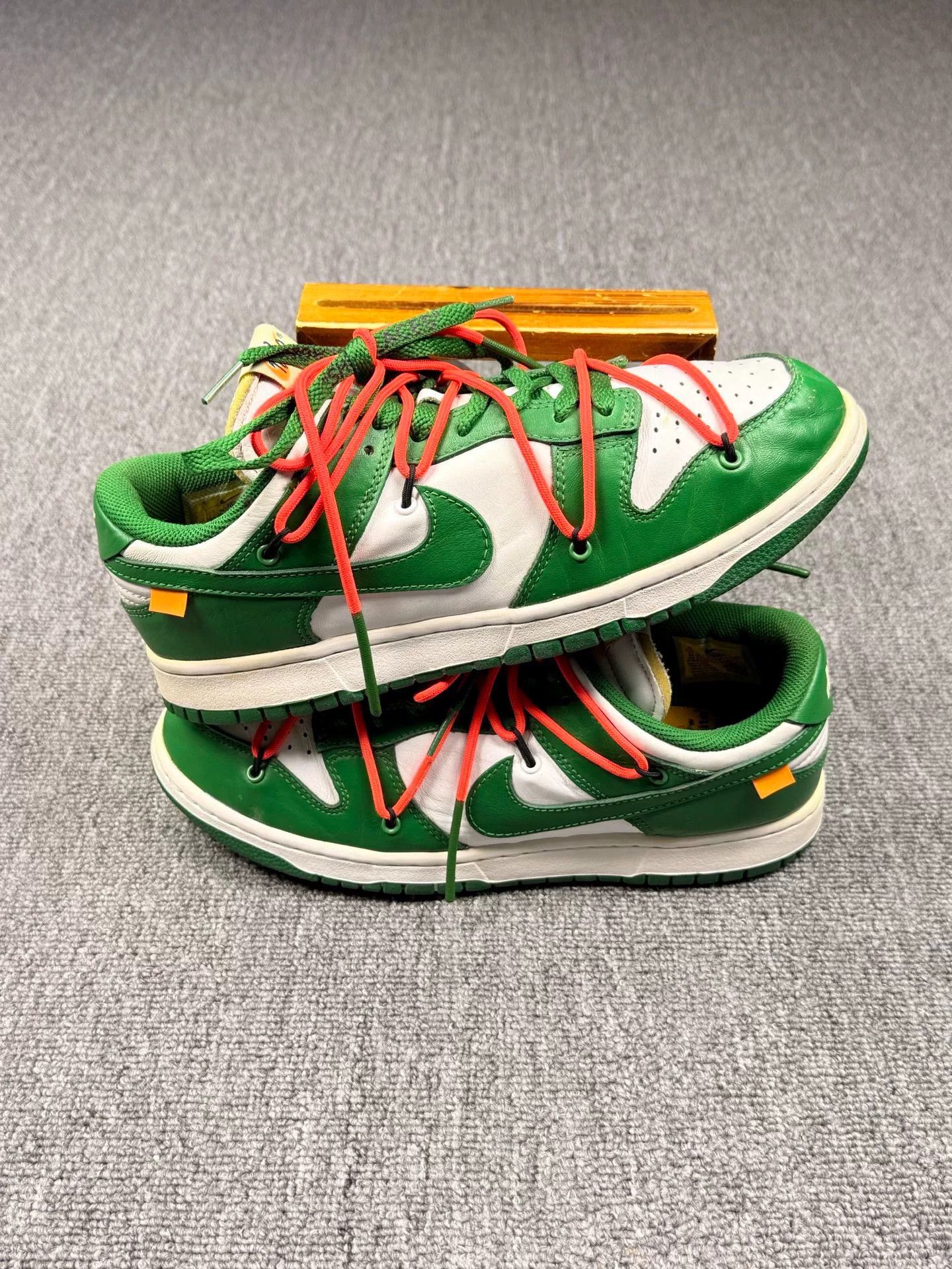 Nike Nike DUNK Green Lowtop Sneakers 9 Men Size US 9 / EU 42 - 2 Thumbnail