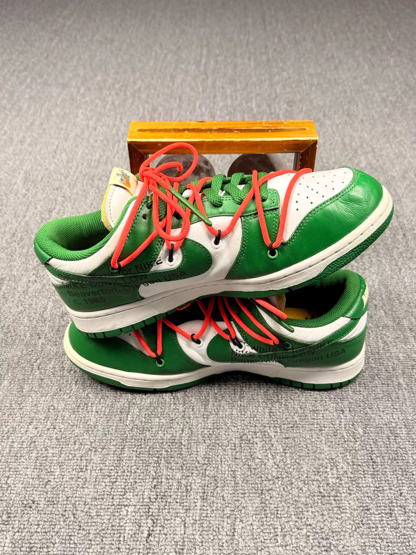 Nike Nike DUNK Green Lowtop Sneakers 9 Men Size US 9 / EU 42 - 3 Thumbnail