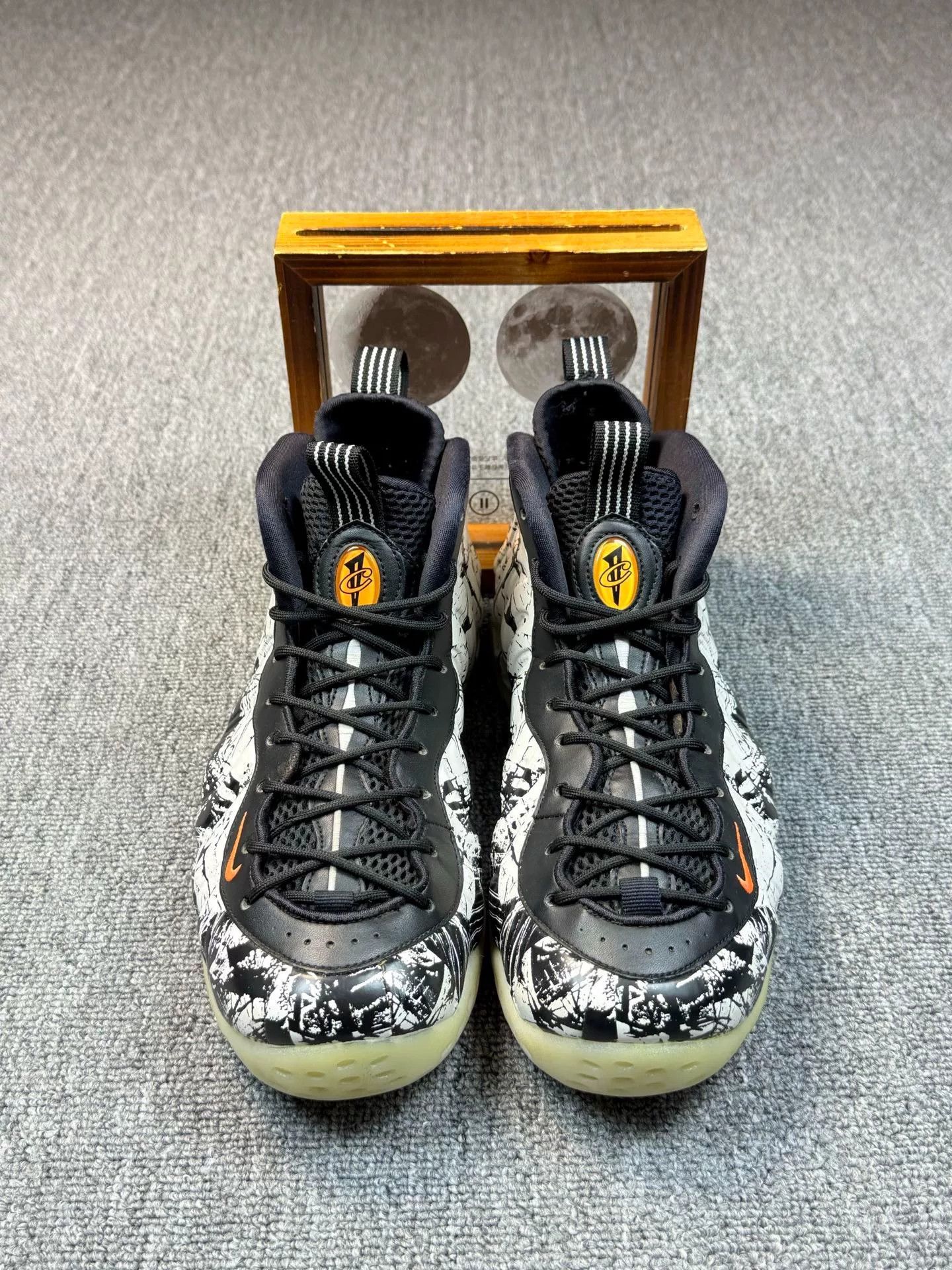 Nike Nike Graphic Black Lowtop Sneakers 9 Men Size US 9 / EU 42 - 4 Thumbnail