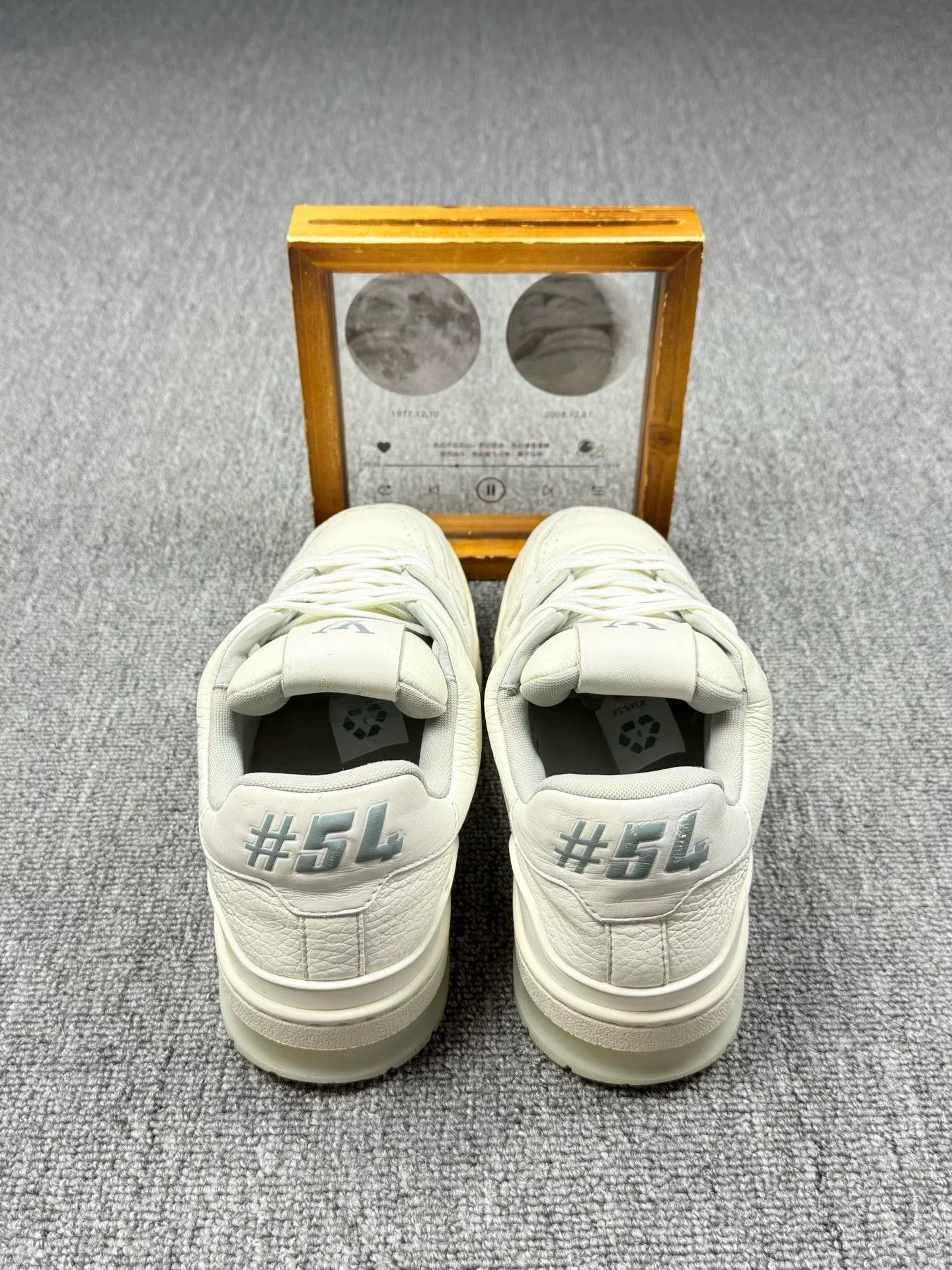 Louis Vuitton Louis Vuitton Training White Lowtop Sneakers 8 Men Size US 8 / EU 41 - 5 Thumbnail