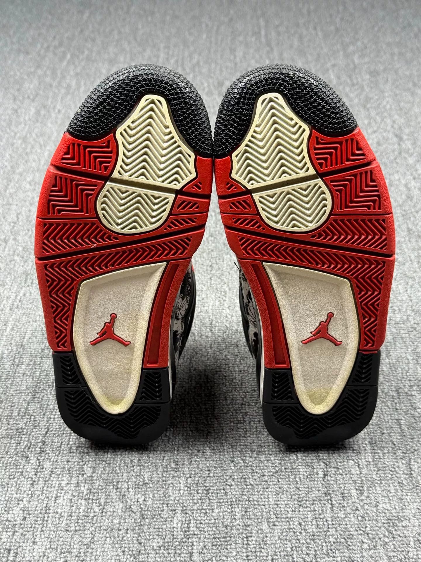 Nike Nike AJ4 Black Lowtop Sneakers 9 Men Size US 9 / EU 42 - 6 Thumbnail