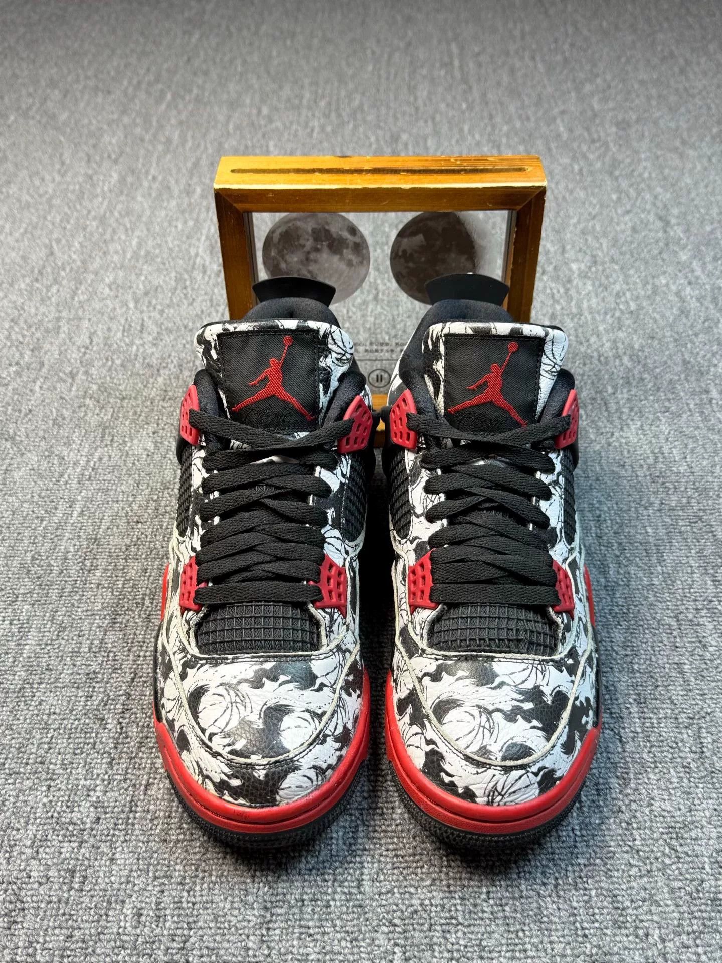 Nike Nike AJ4 Black Lowtop Sneakers 9 Men Size US 9 / EU 42 - 4 Thumbnail