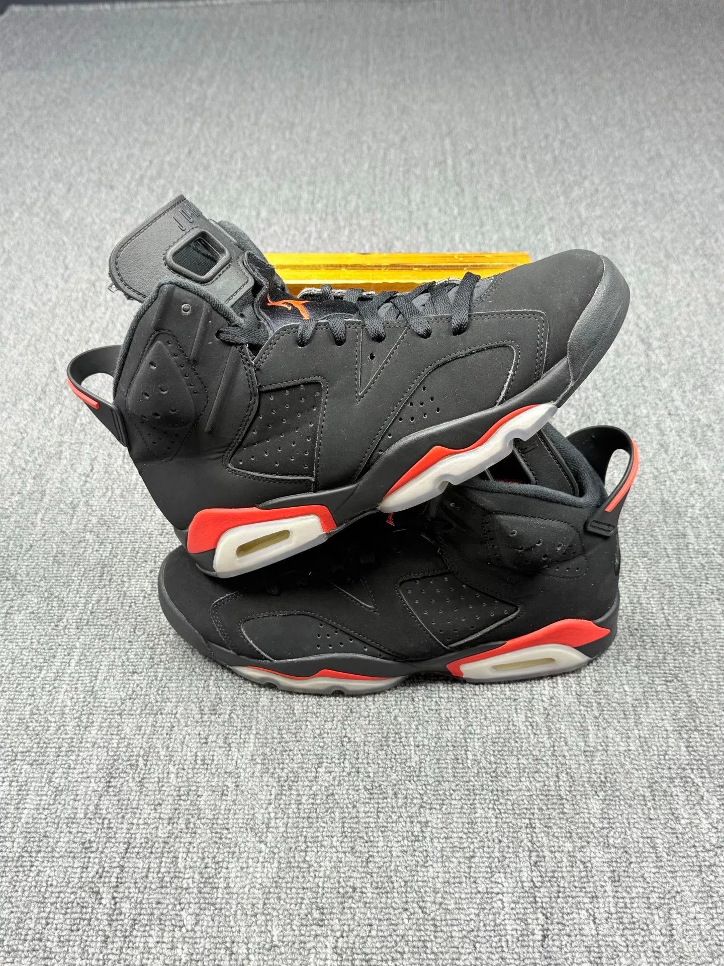 Nike Nike AJ6 Black Lowtop Sneakers 9 Men Size US 9 / EU 42 - 2 Thumbnail