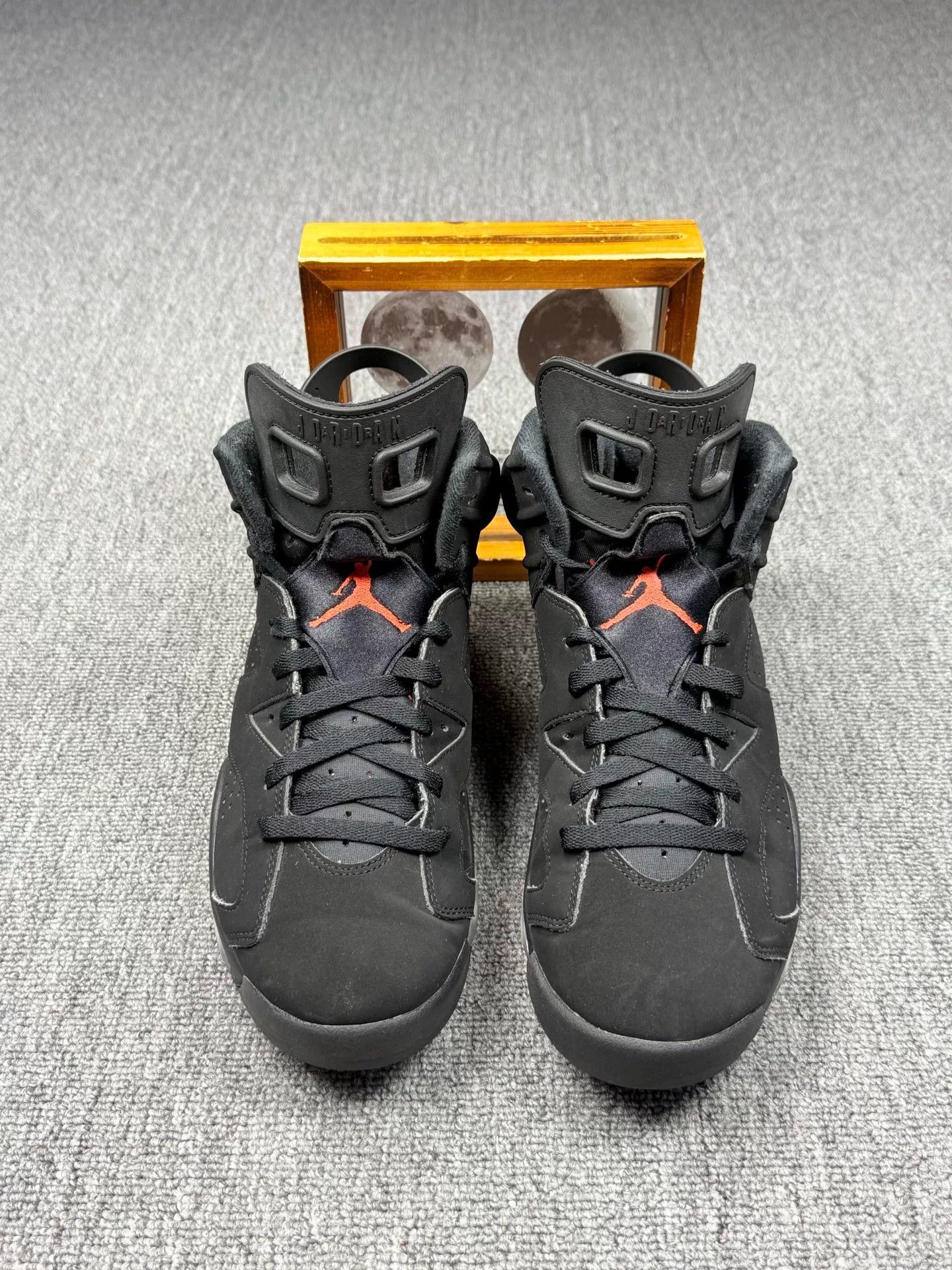 Nike Nike AJ6 Black Lowtop Sneakers 9 Men Size US 9 / EU 42 - 4 Thumbnail